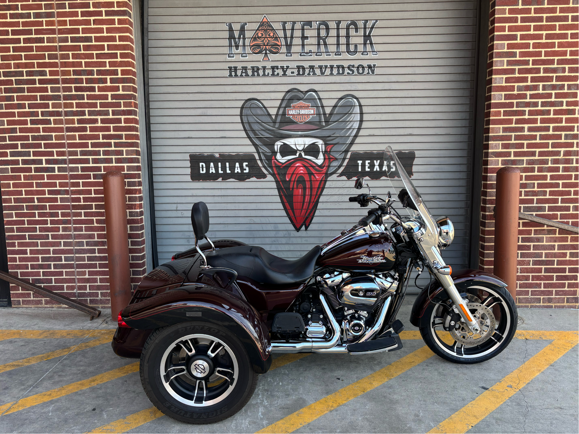 Certified Pre-Owned 2022 Harley-Davidson Freewheeler® Midnight