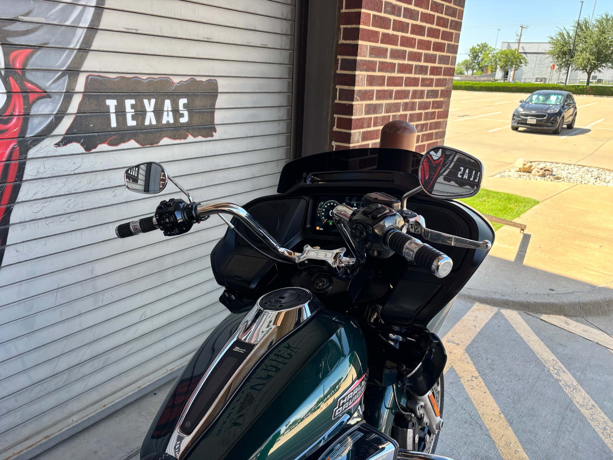 2024 Harley-Davidson Road Glide® 7