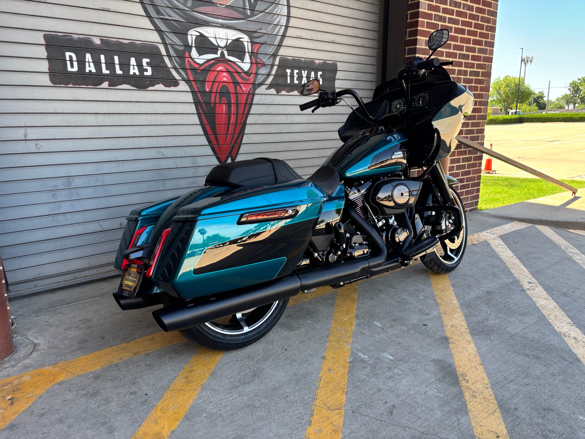 2026 Harley-Davidson Road Glide® 11