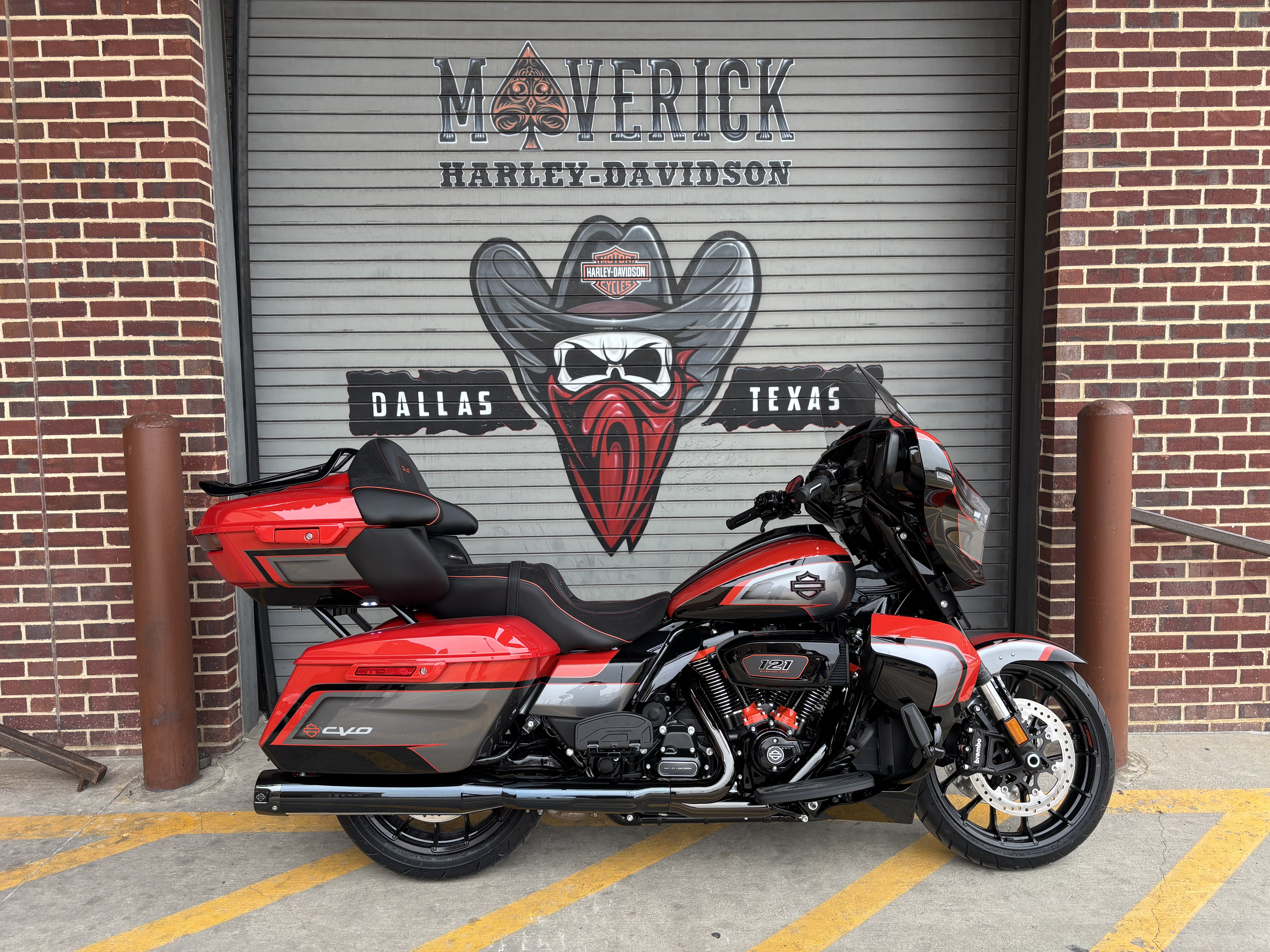 New 2026 Harley-Davidson CVO™ Street Glide® Limited Citrus Heat