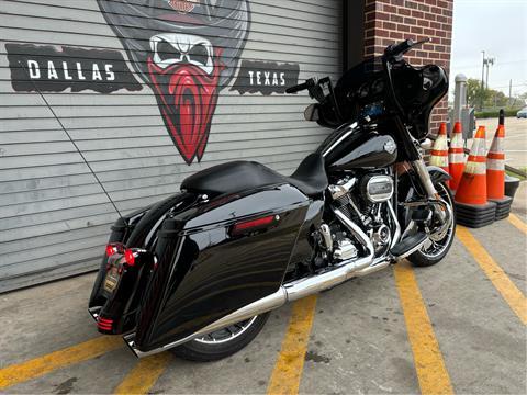 厳かなモノリス　PLD Certified Pre-Owned 2021 Harley-Davidson Street Glide