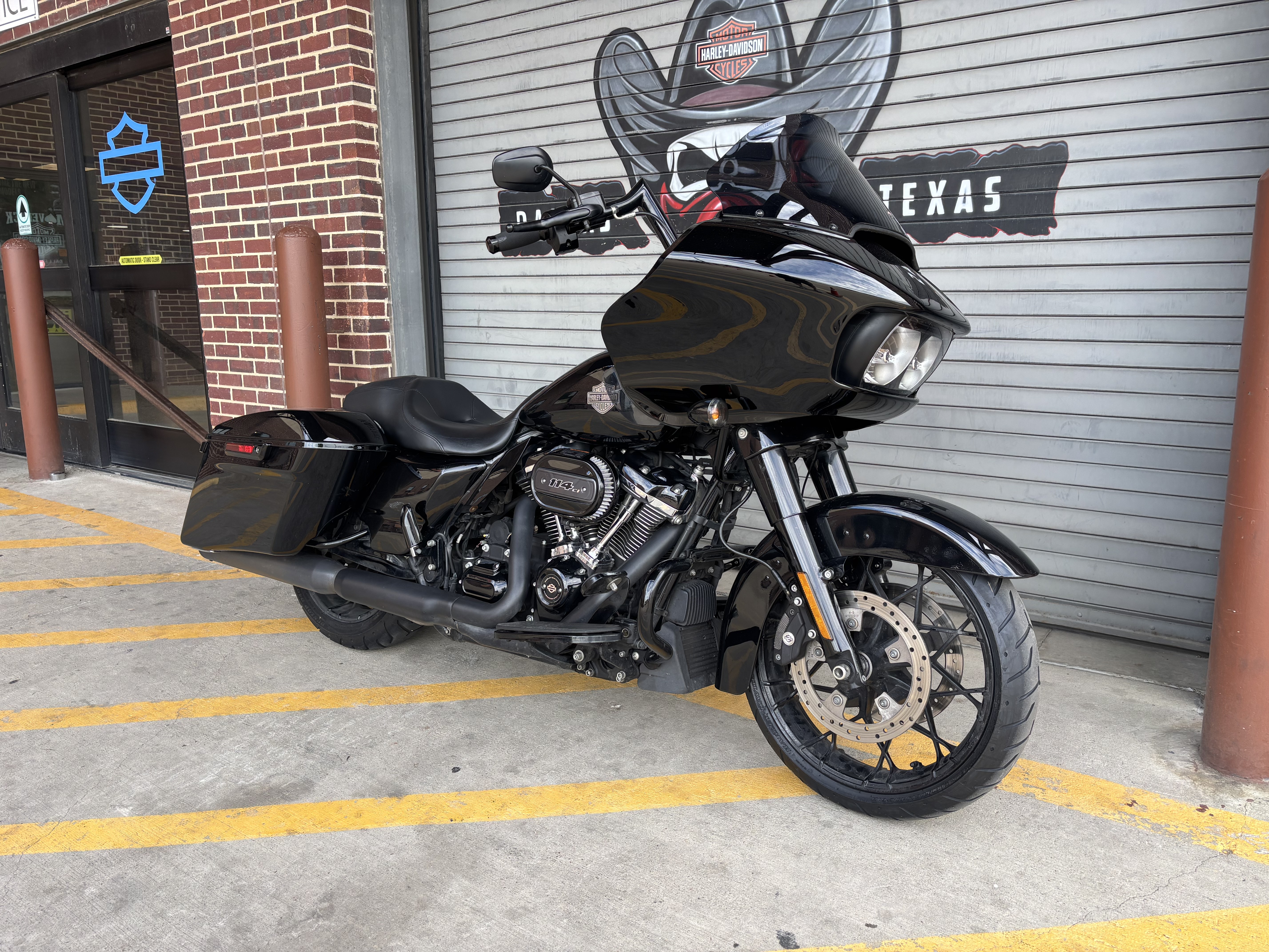 Certified Pre-Owned 2022 Harley-Davidson Road Glide® Special Black