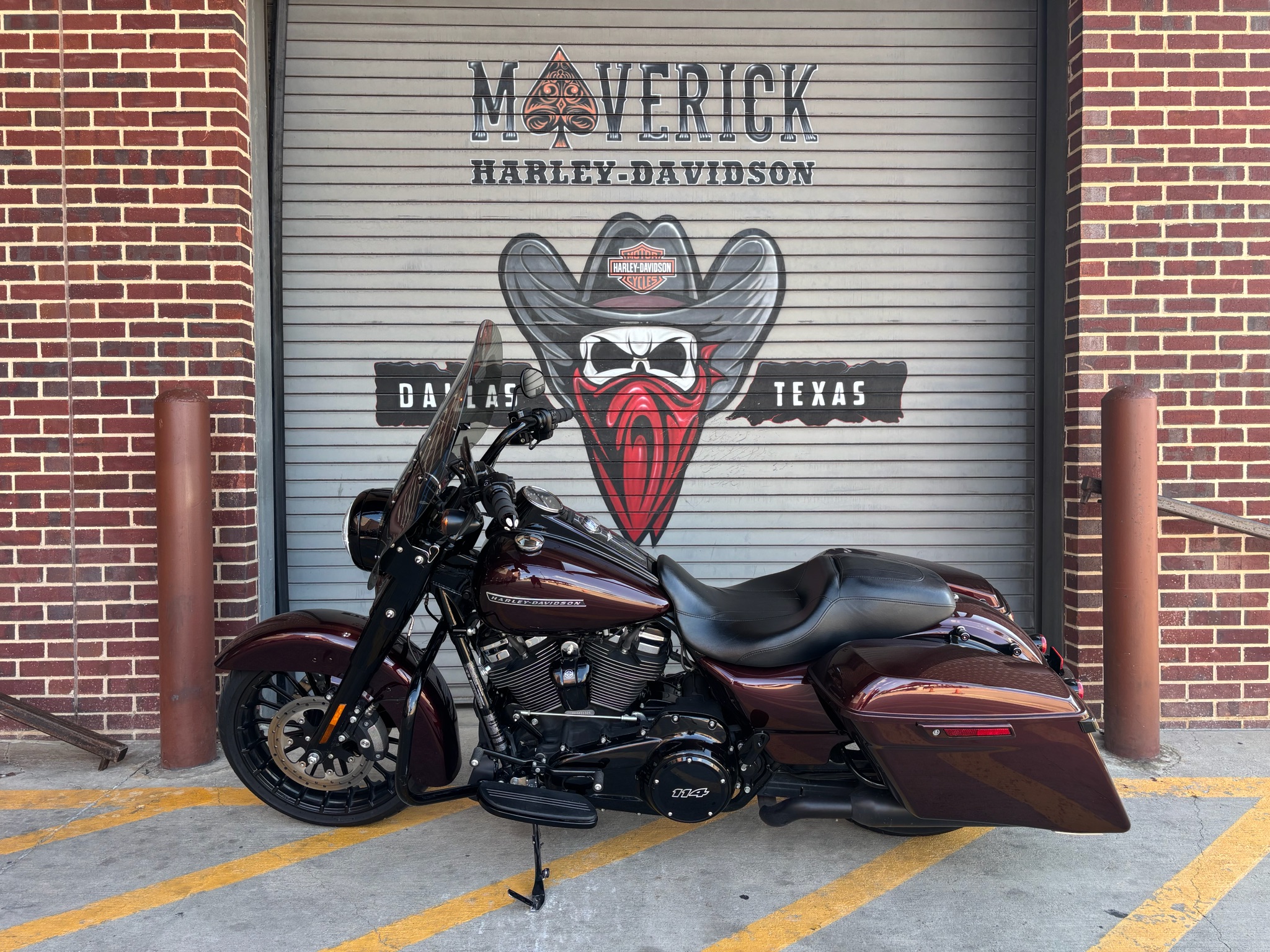 2019 Harley-Davidson Road King® Special 12