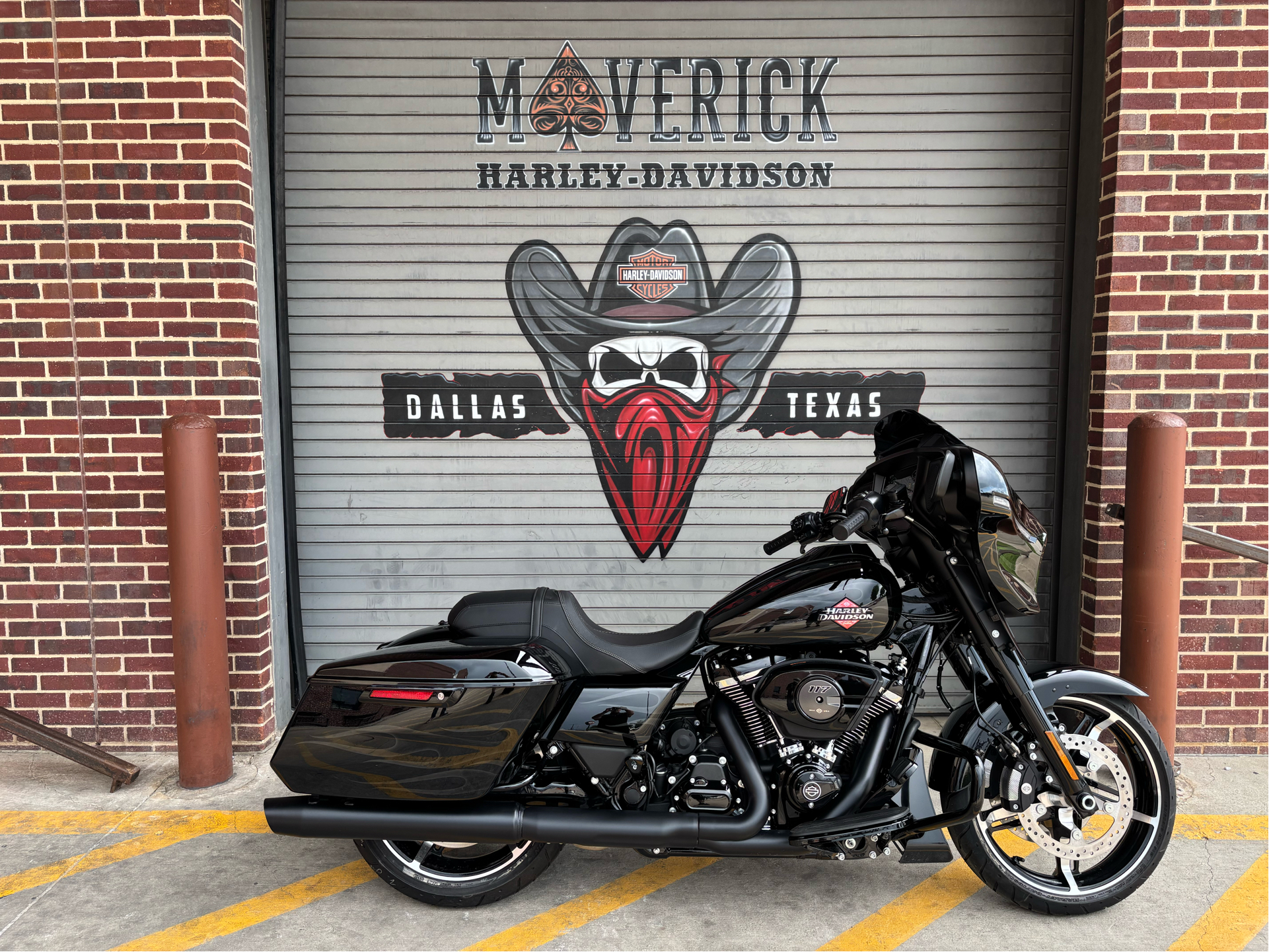 New 2025 Harley-Davidson Street Glide® Midnight Firestorm (Black