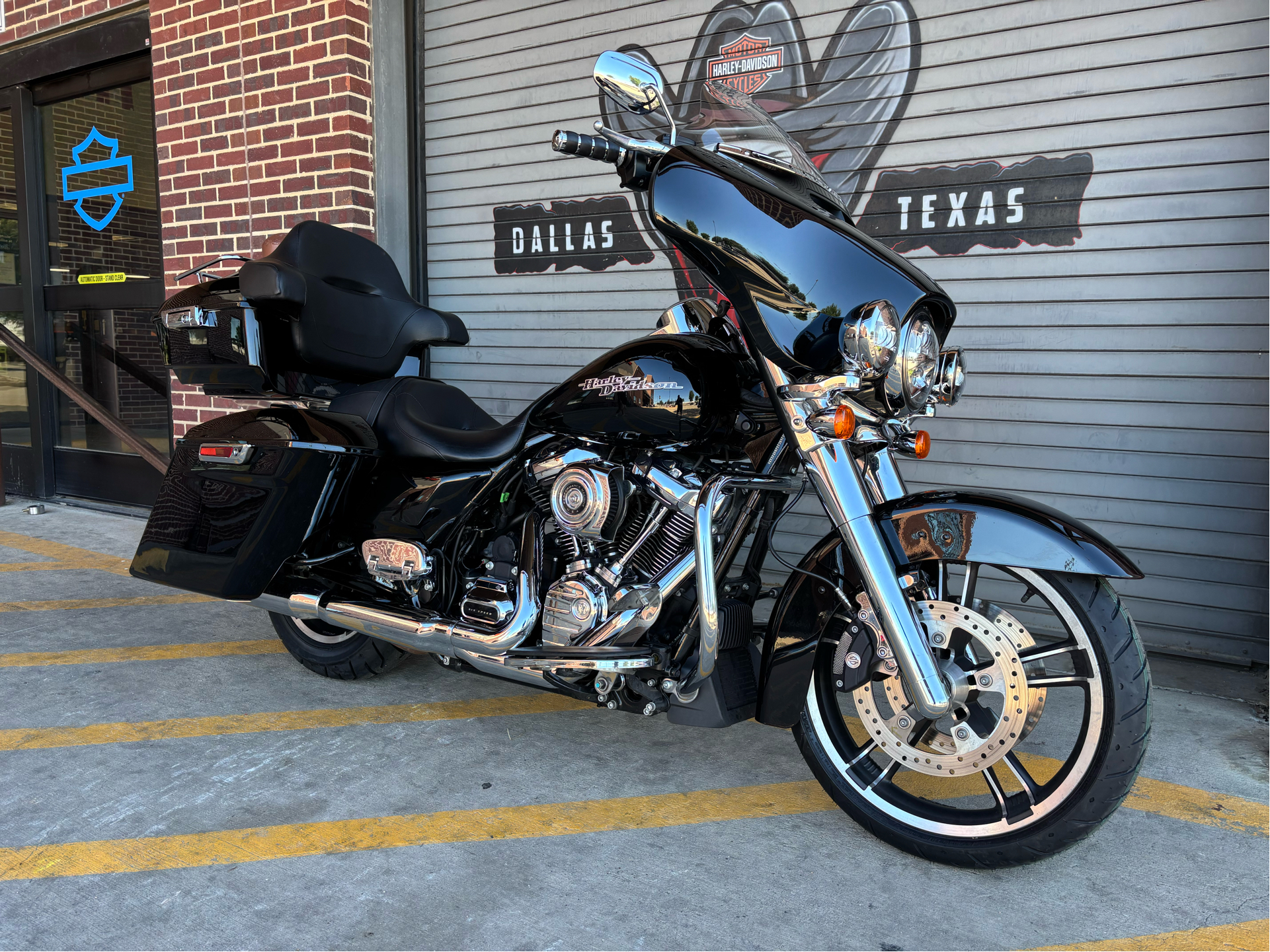 激レア!!★Blackstract - BKNY / Streets★RARE New 2025 BMW R 18, Lexington KY | Specs, Price, Photos