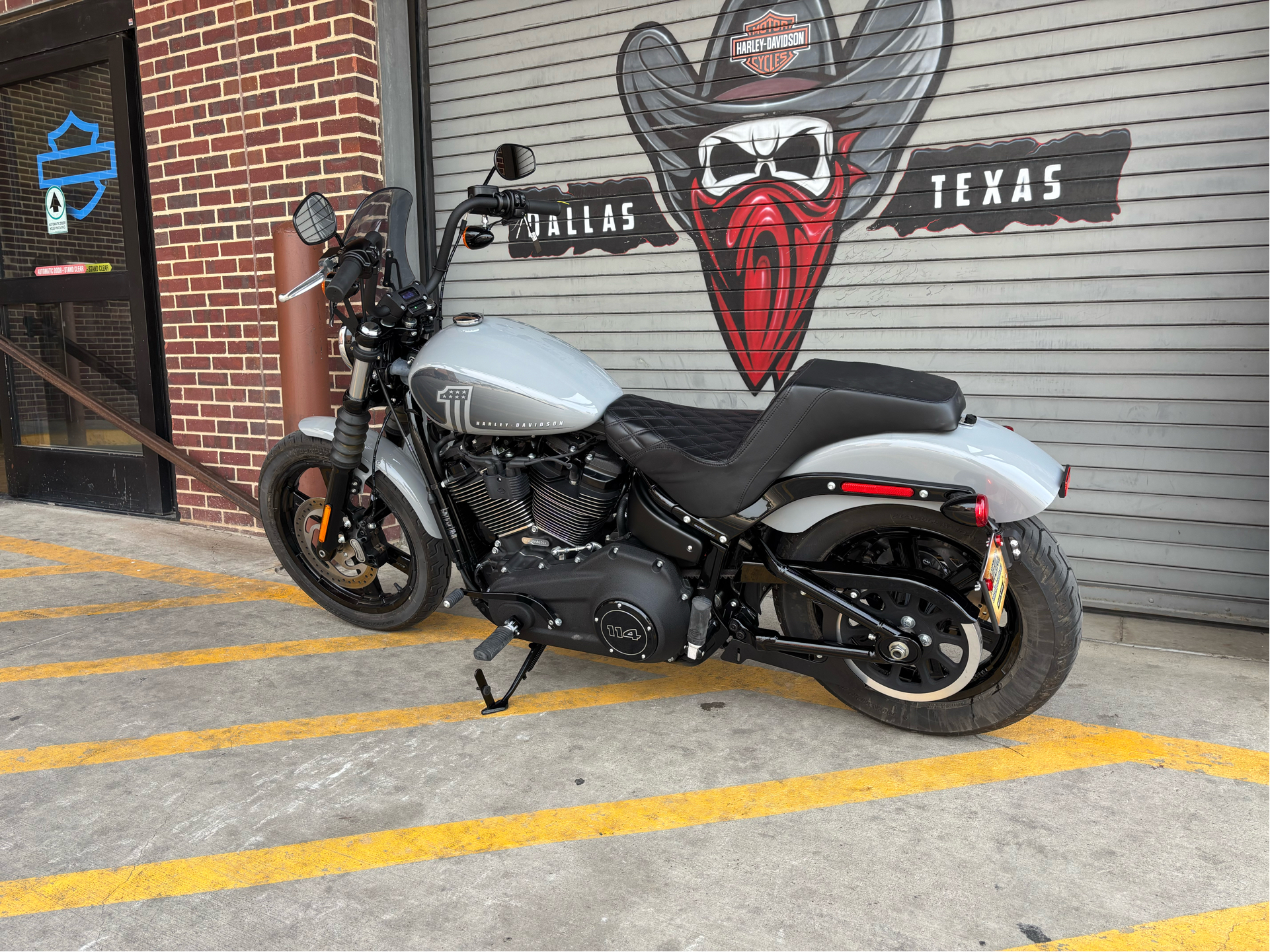 Used 2024 Harley-Davidson Street Bob® 114 Billiard Gray
