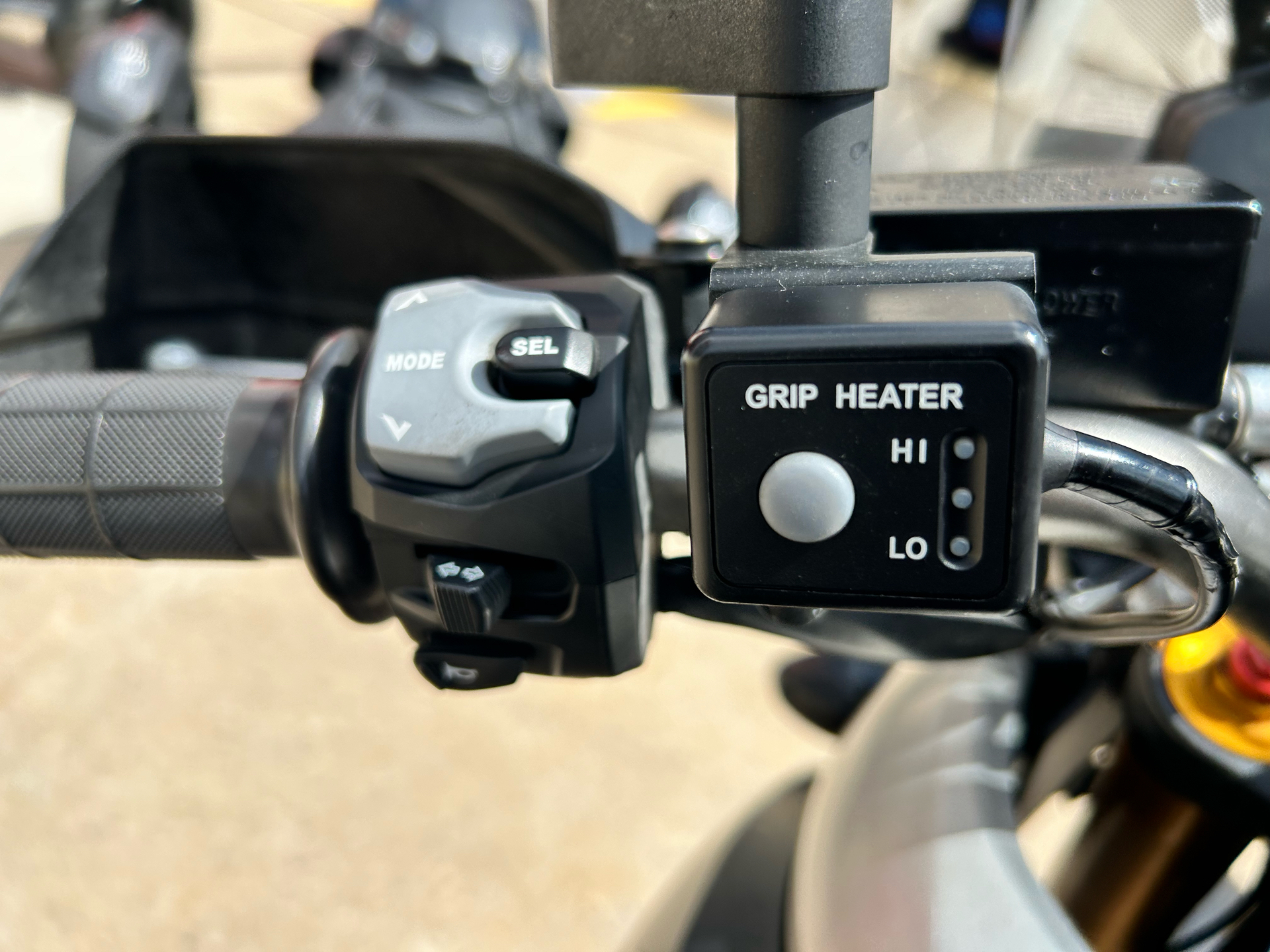 2014 Suzuki V-Strom 1000 ABS Adventure in Mentor, Ohio - Photo 5