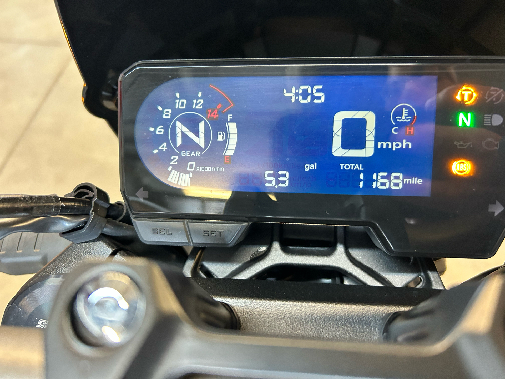 2023 Honda CB650R ABS in Mentor, Ohio - Photo 6