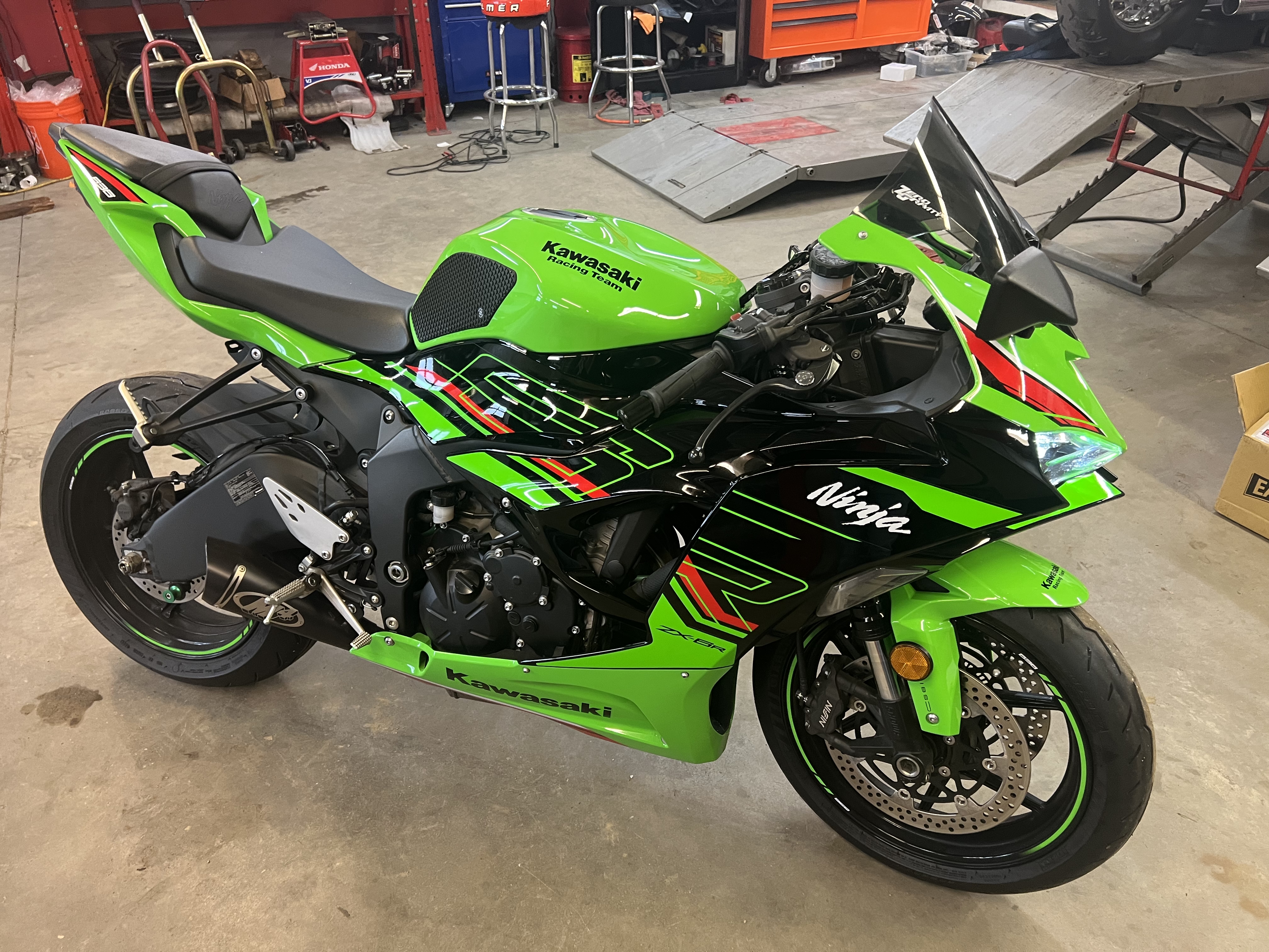 Used 2024 Kawasaki Ninja ZX-6R ABS KRT Edition Lime Green / Ebony