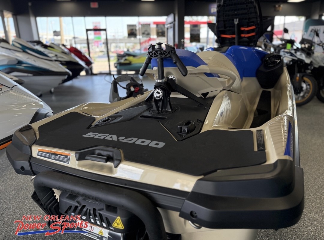 2026 Sea-Doo Wake Pro 230 3