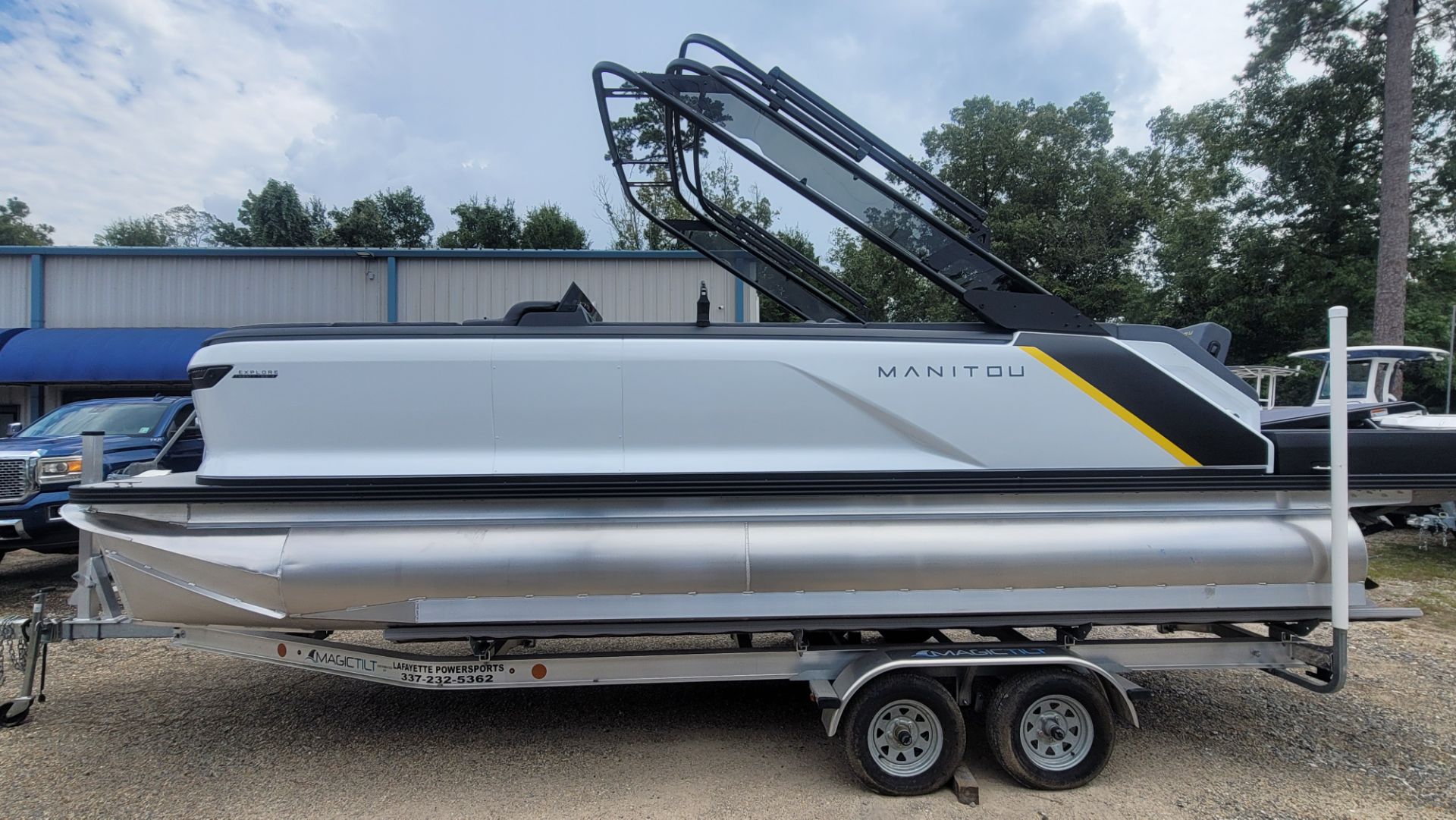 New 2025 Manitou Explore 22 MAX Switchback Power Boats Outboard in