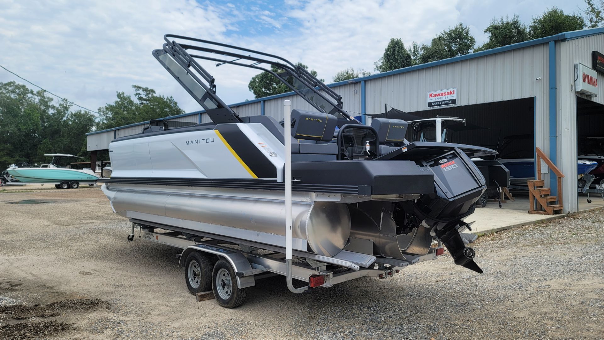 New 2025 Manitou Explore 22 MAX Switchback Power Boats Outboard in