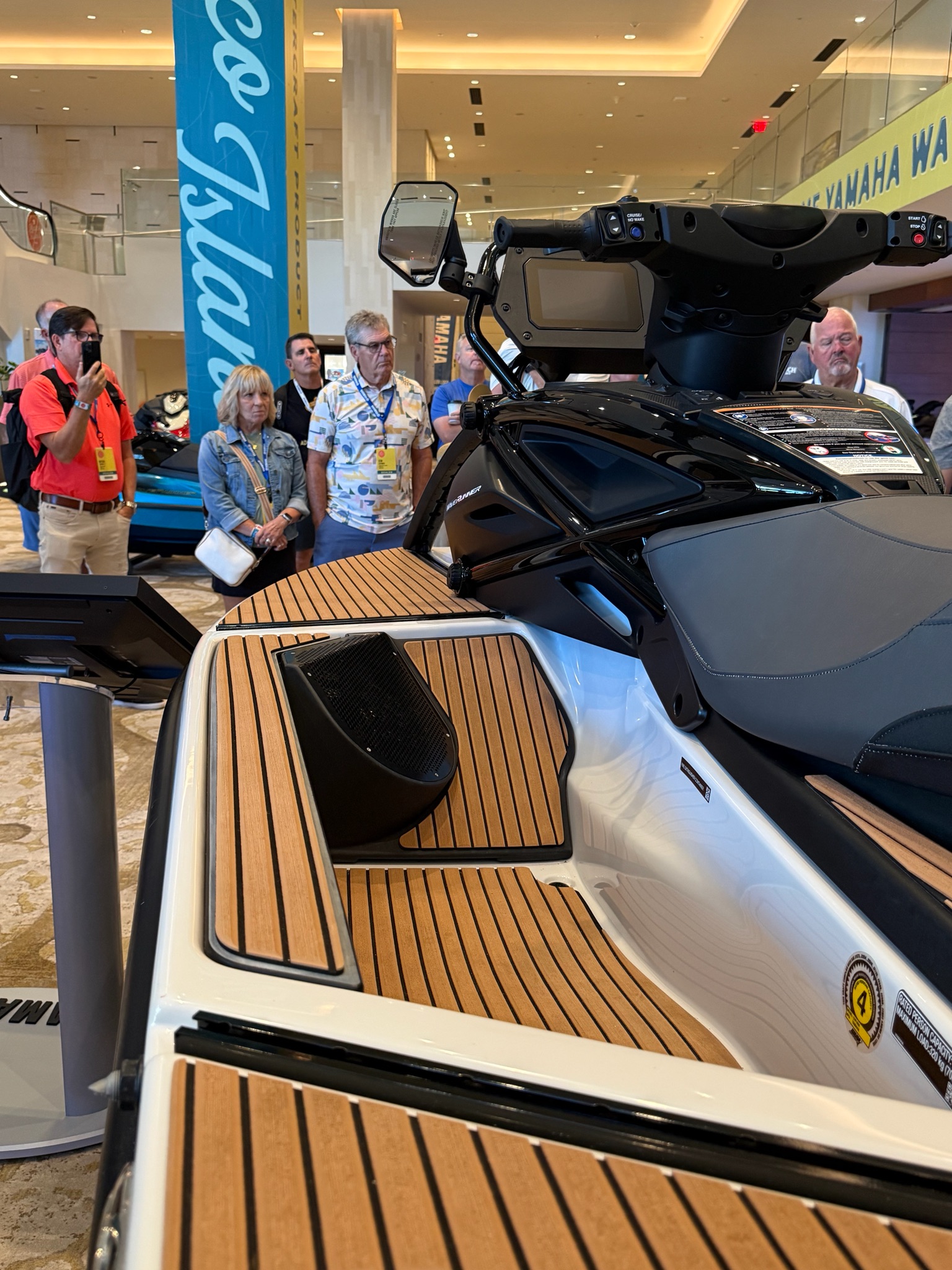 2027 Yamaha CrossWave 3