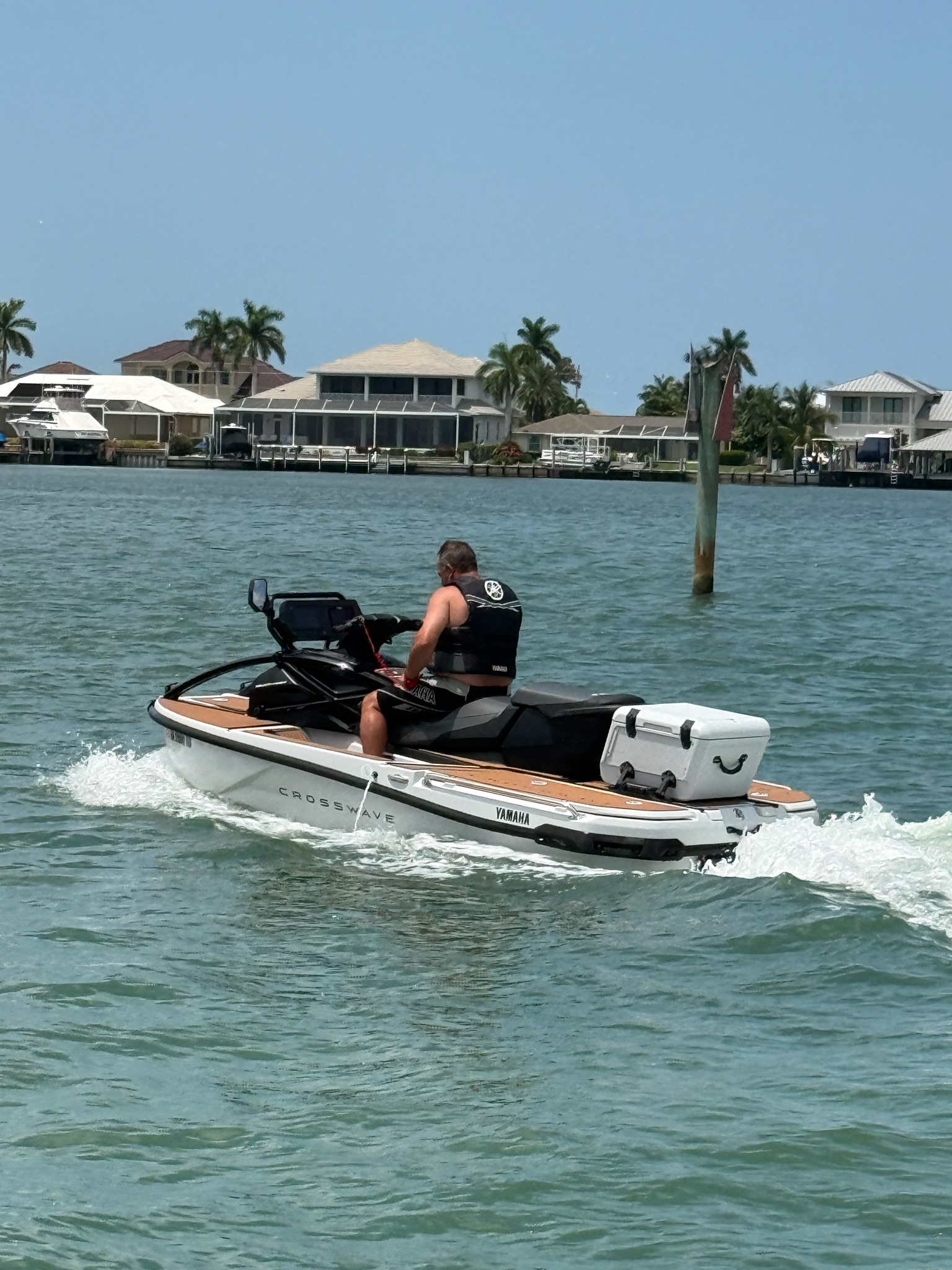 2027 Yamaha CrossWave 1