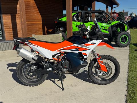 2023 KTM 890 Adventure R — photo 1 of 12