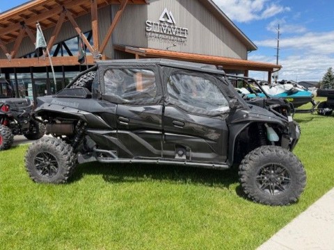 2025 Kawasaki Teryx KRX4 1000 Blackout Edition