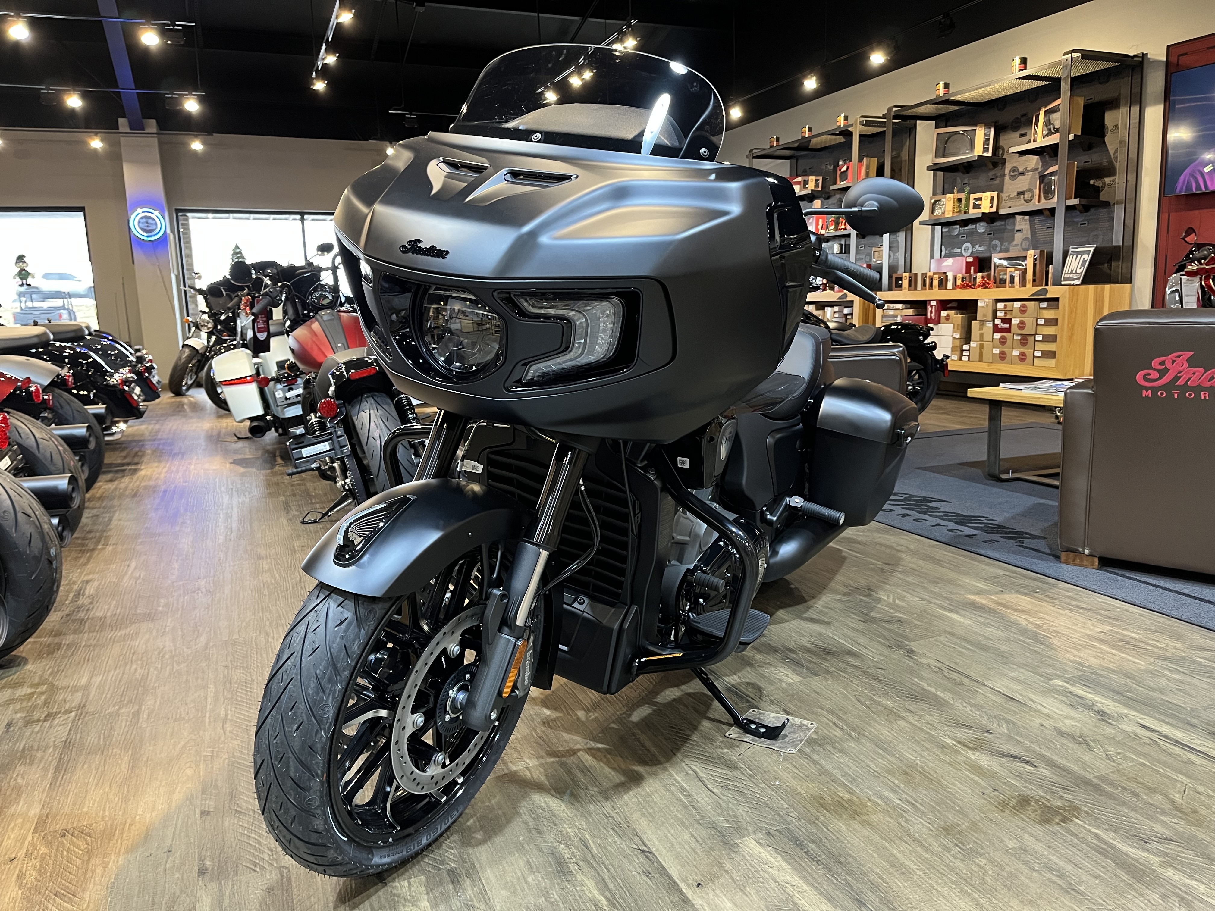 New 2026 Indian Motorcycle Challenger® Dark Horse®, Hopkinsville