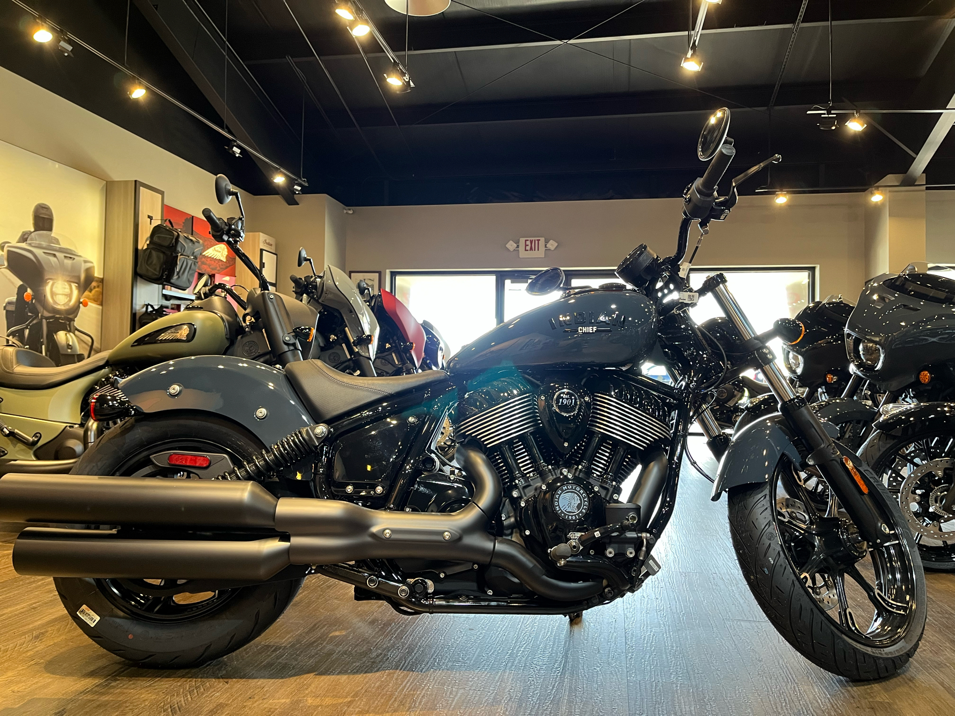 2025  Chief Dark Horse® 3