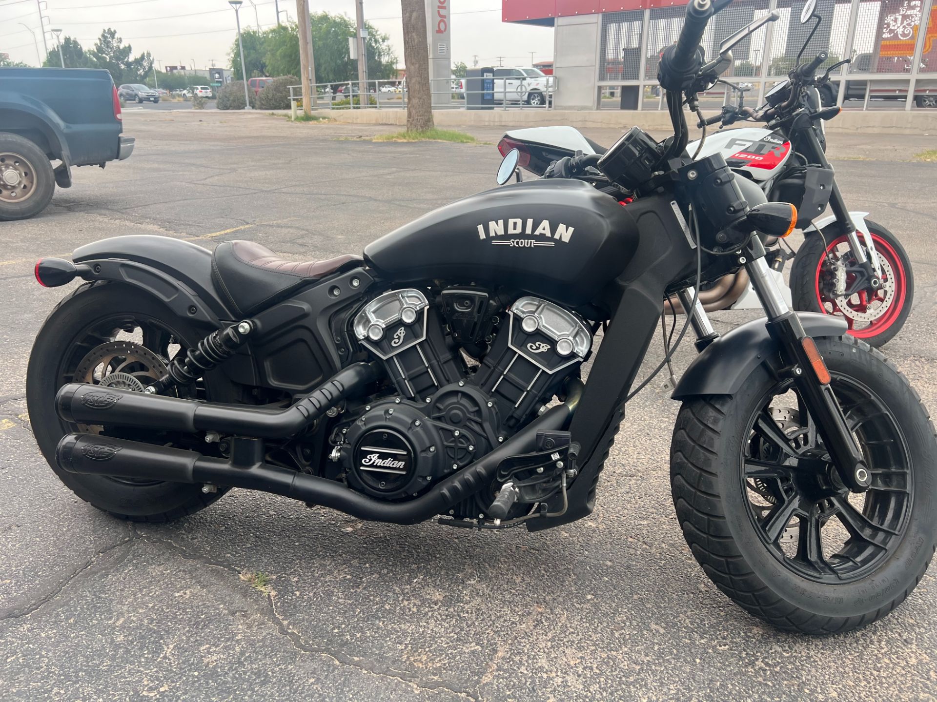 2019  Scout® Bobber ABS 1