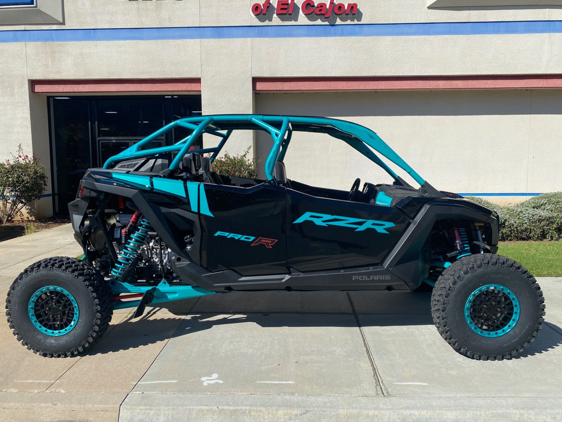 サイカス カナリス New 2025 Polaris RZR PRO R 4 Ultimate | Utility Vehicles in EL