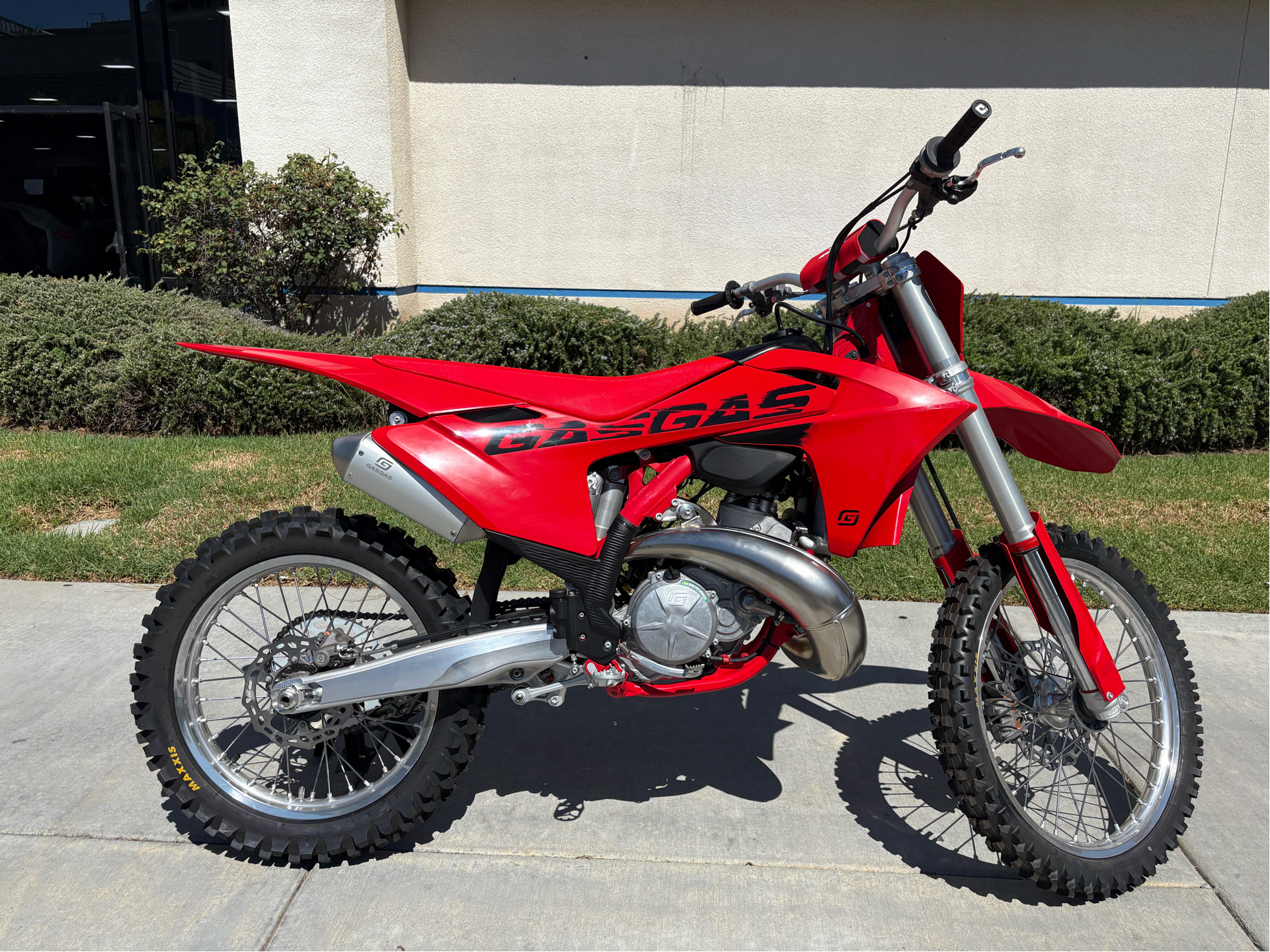 New 2025 GASGAS MC 250 | Motorcycles in EL Cajon CA | 228628 Red