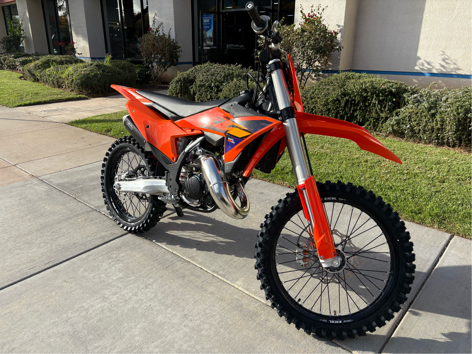 KTM RC125　自賠責令和6年3月までたっぷり残っいます！ RC125/KTMの新車・中古バイクを探すなら｜ウェビック バイク選び