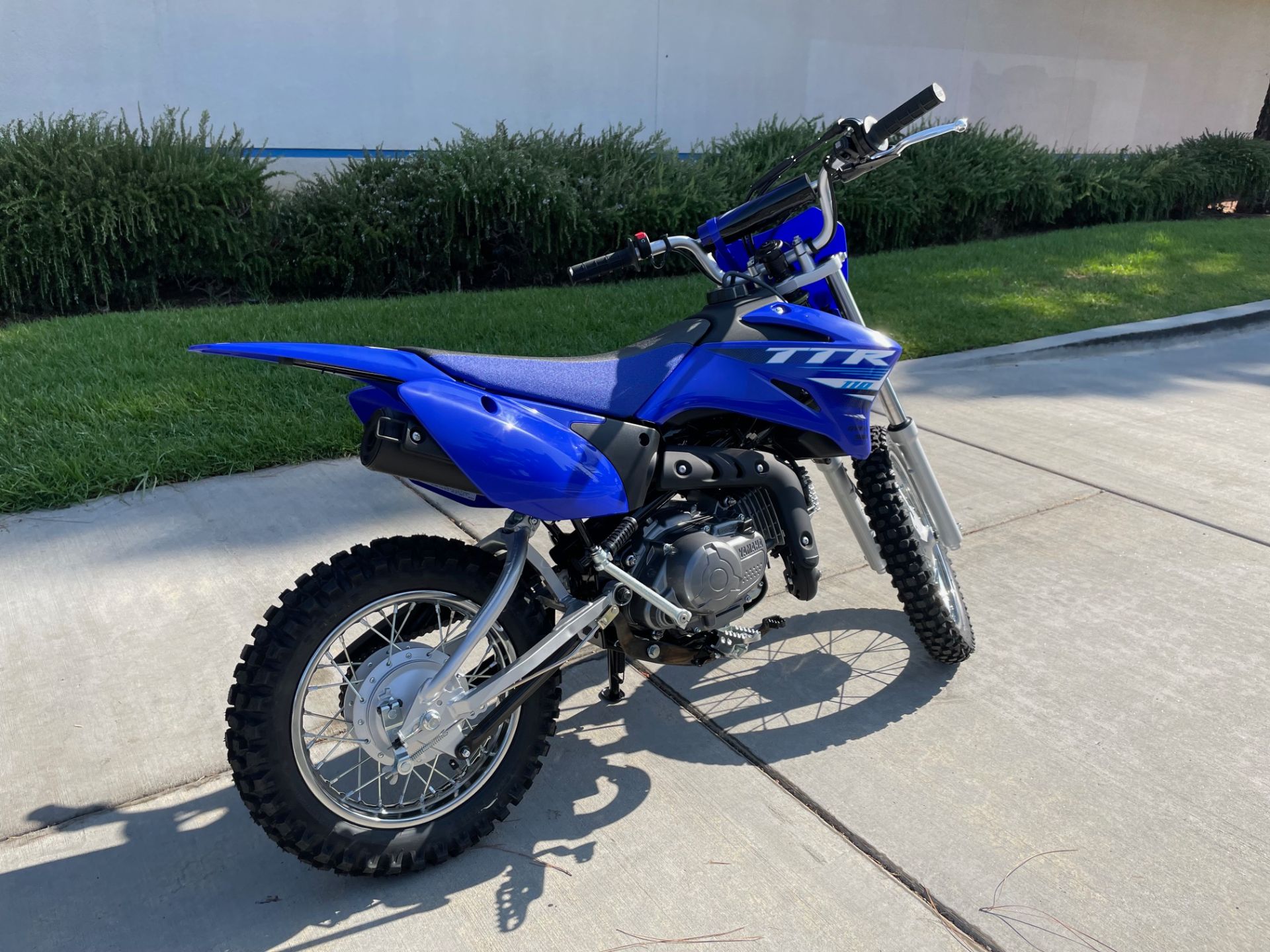 2025 Yamaha TT-R110E 7