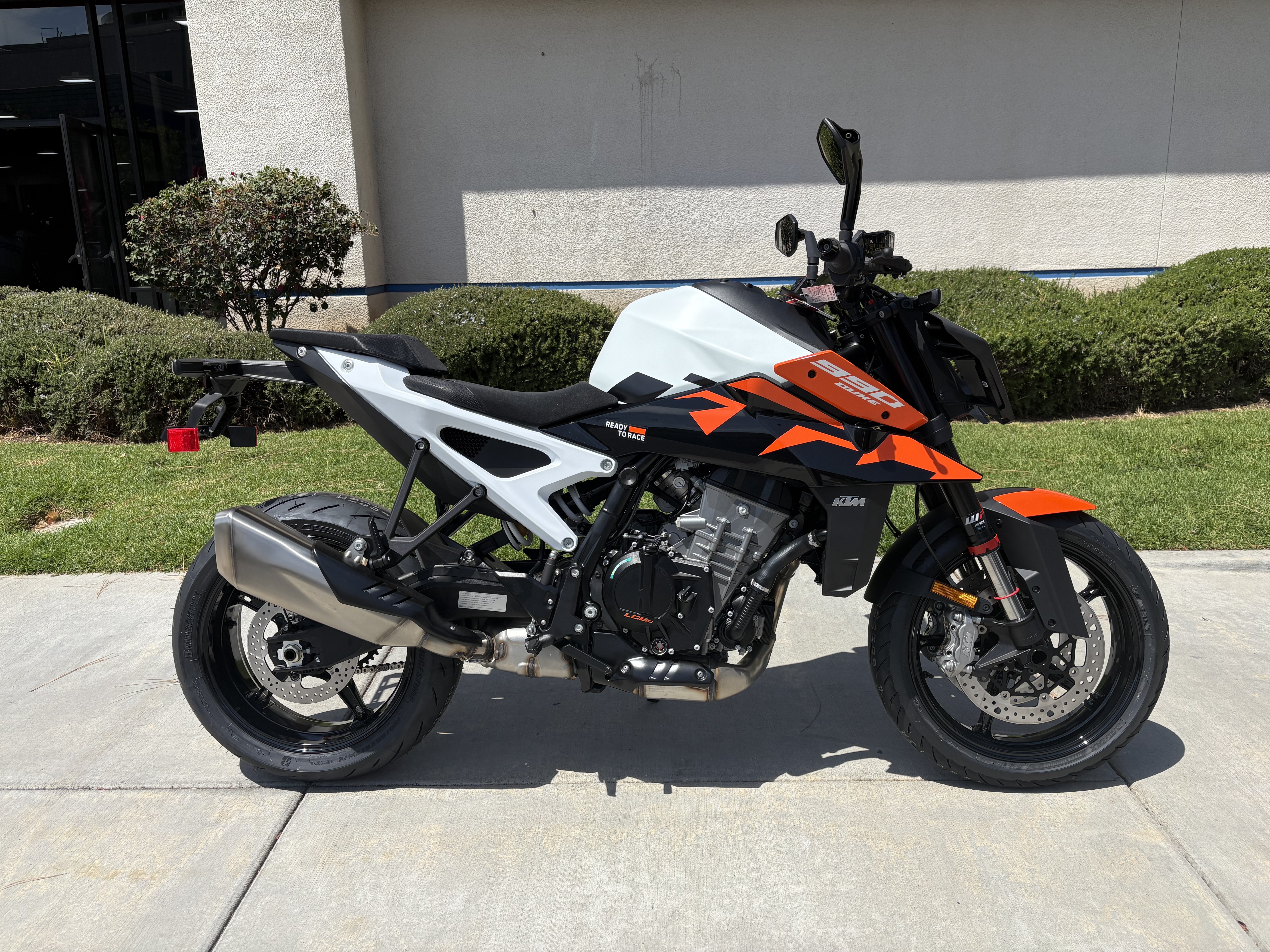2027 KTM 990 Duke