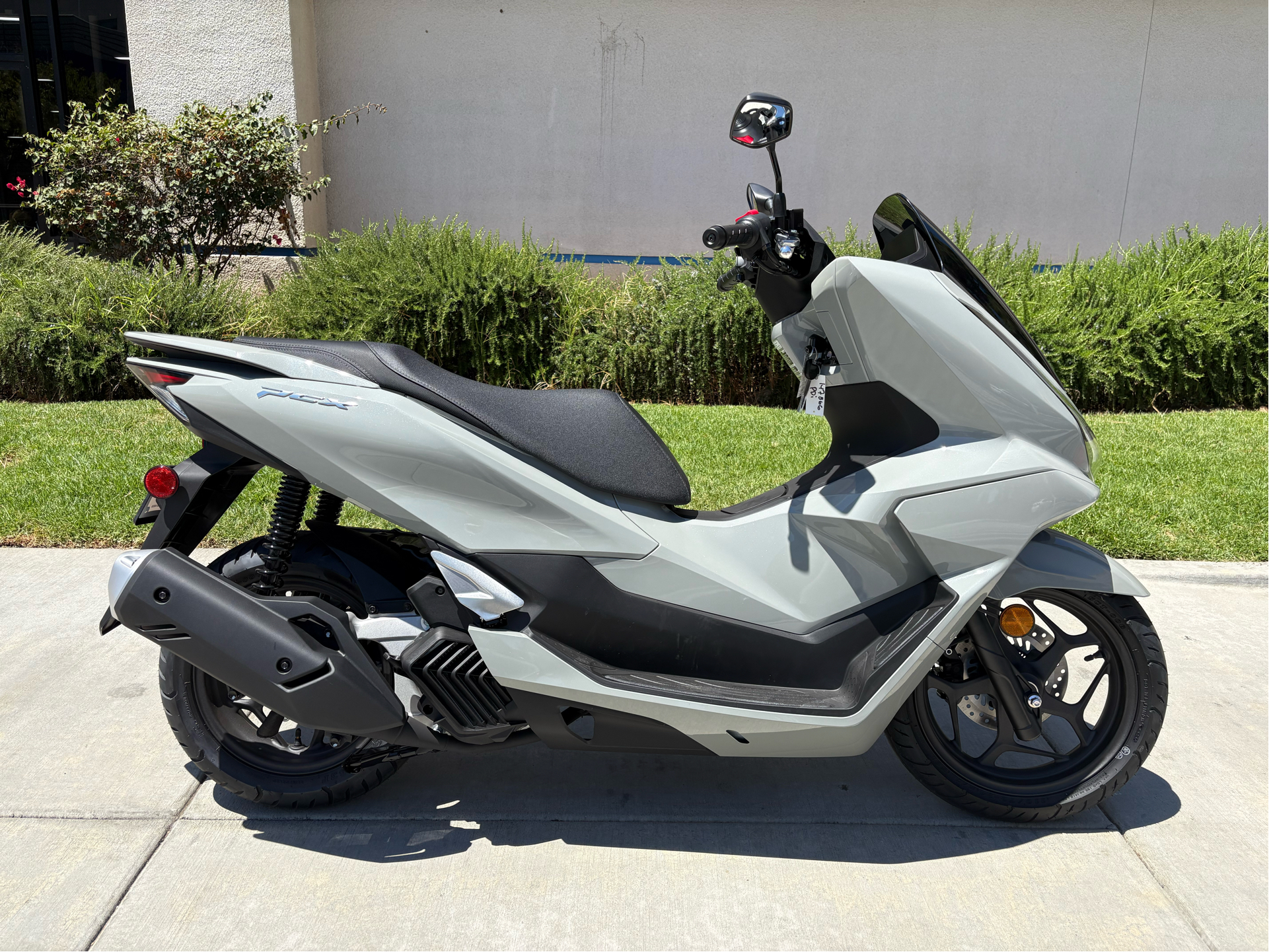 Realize ホンダPCX125/150 espJF56 Exist Realize ホンダPCX125/150 espJF56 Exist