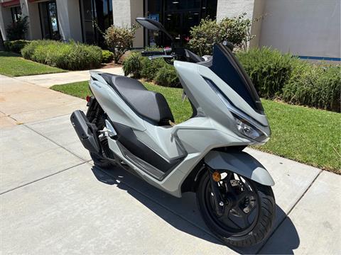 New 2025 Honda PCX | Scooters in EL Cajon CA | RLHKFA Pearl Gray