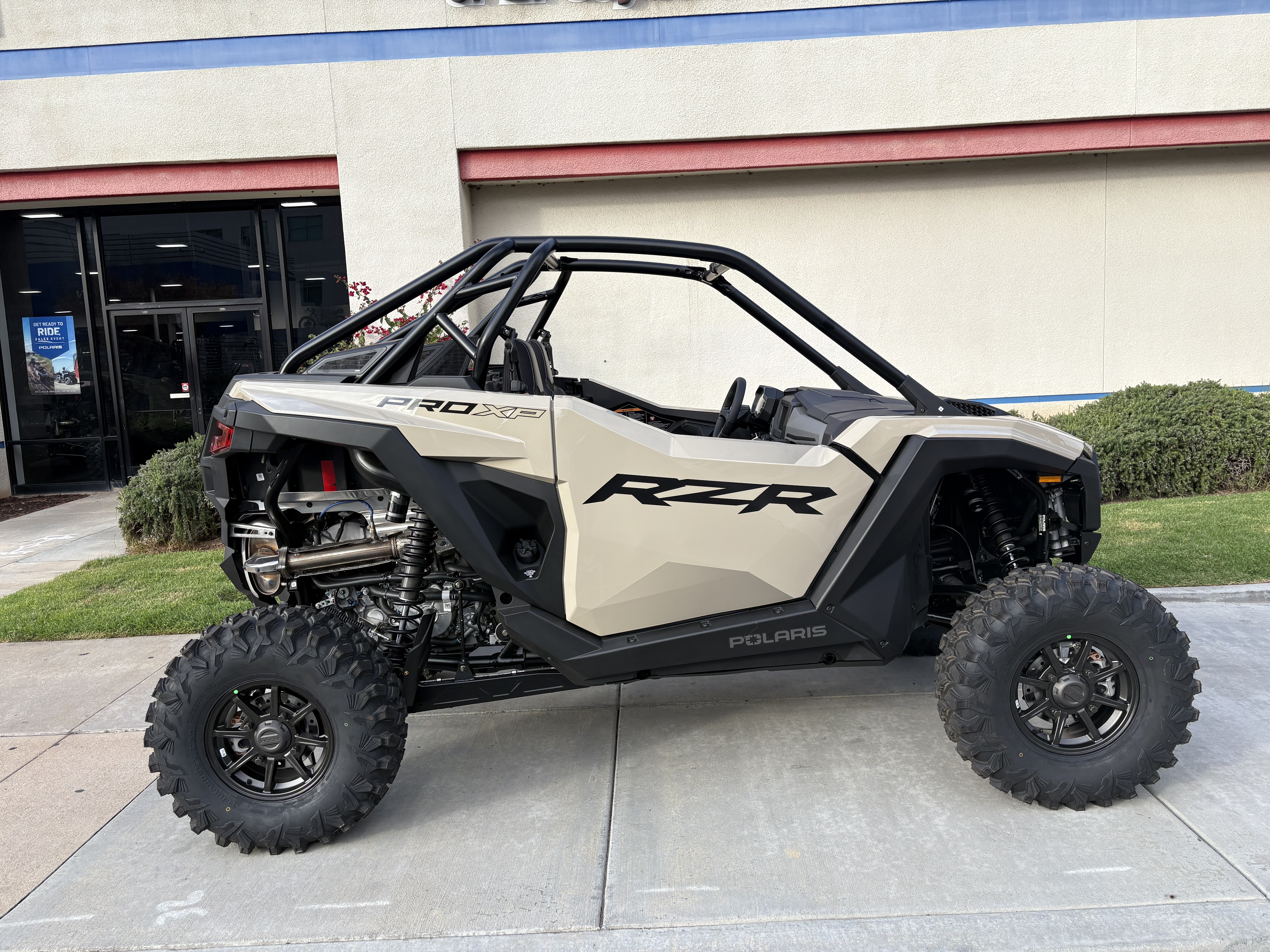 EXILE　フリスビー　USA New 2026 Polaris RZR PRO XP Sport | Utility Vehicles in EL Cajon