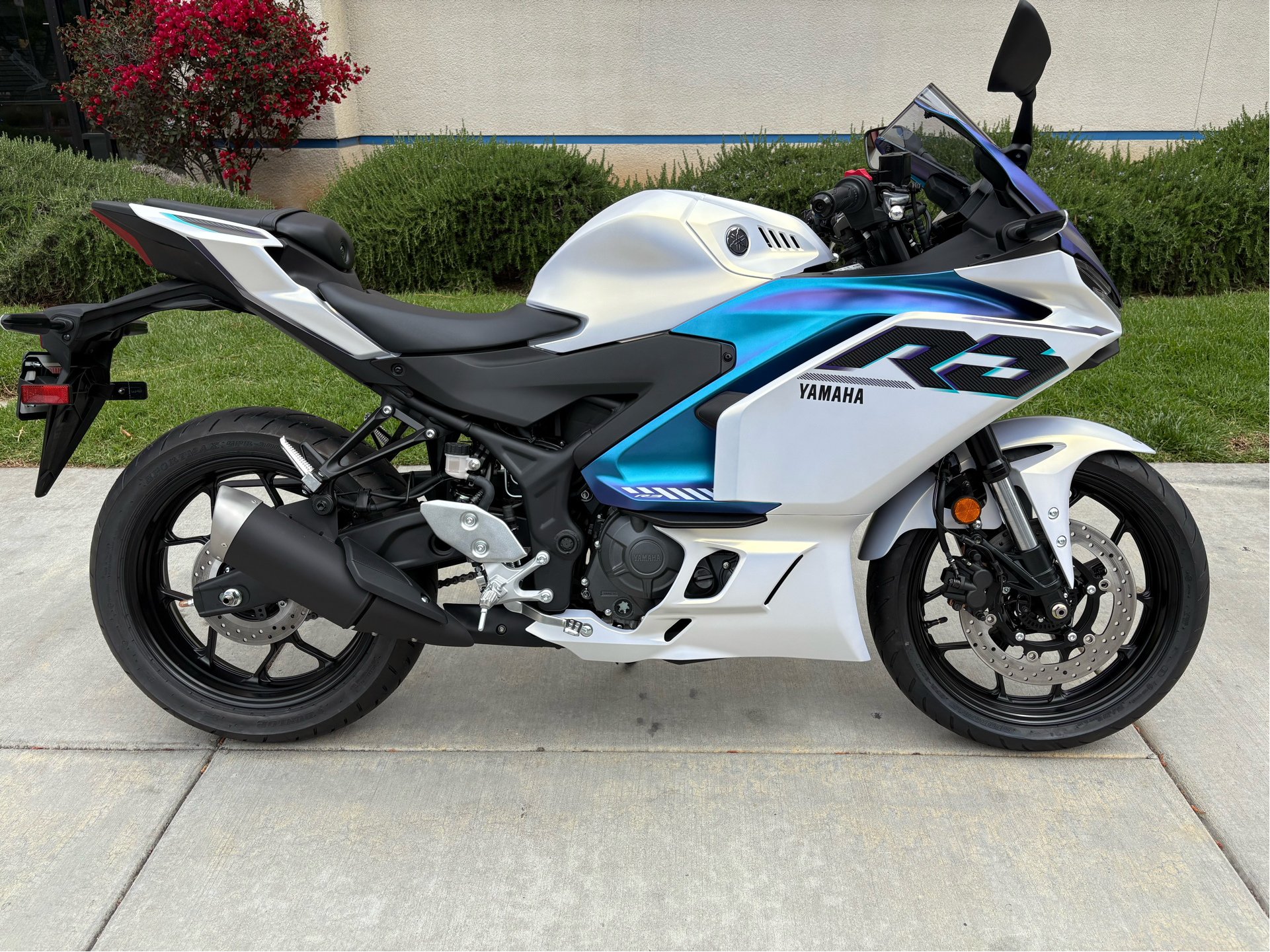 Yamaha R3 Motortrade Big Bike Yamaha Motorsports Yamaha R3 Price