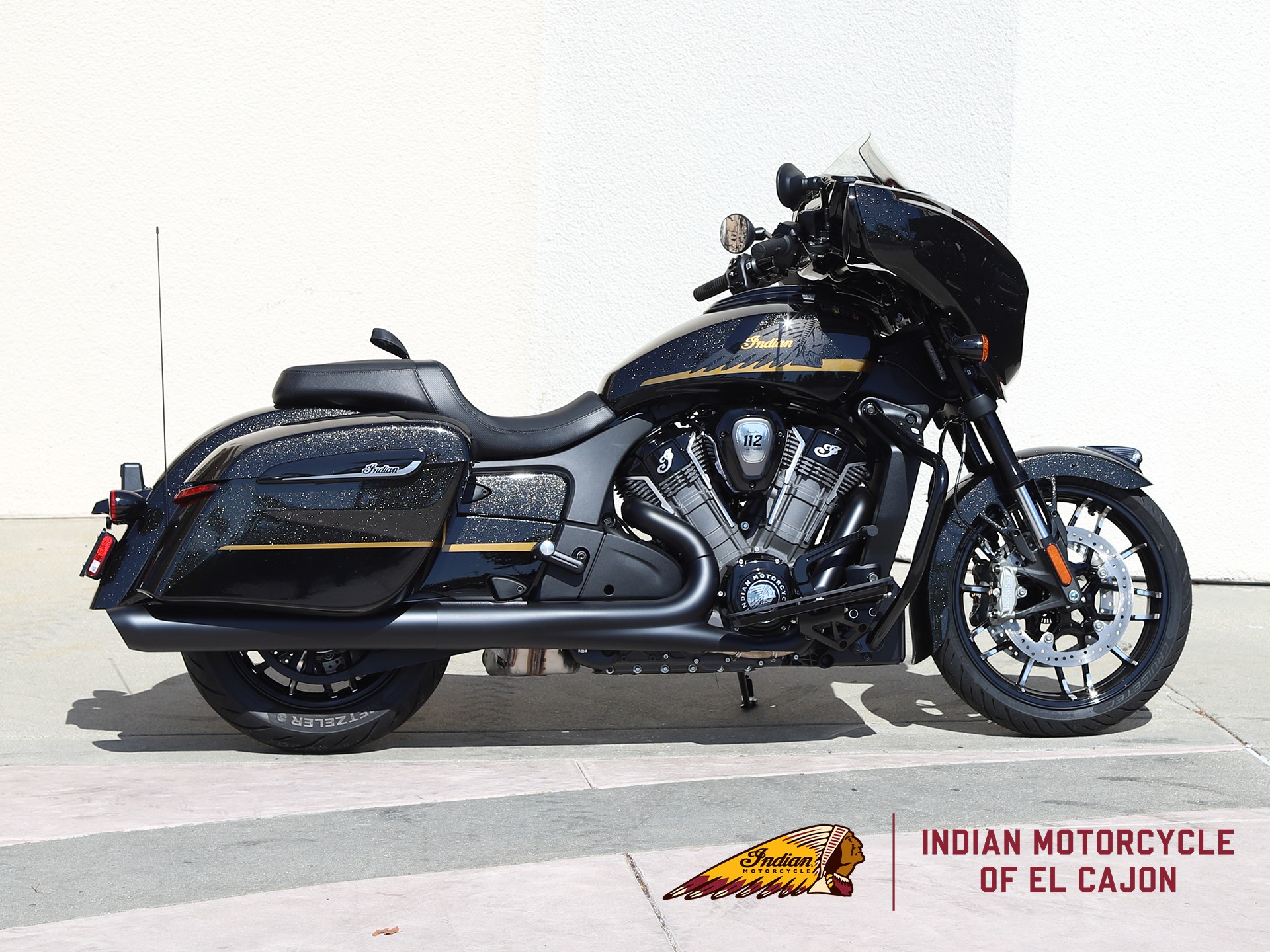 2026 Indian Motorcycle Chieftain® PowerPlus Dark Horse with 112 and PowerBand Audio Package