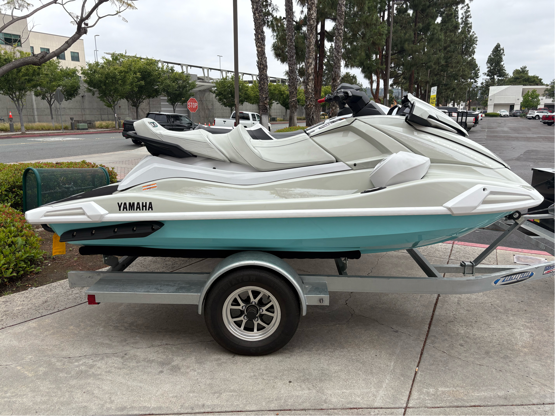 2006 Kawasaki Jet Ski 900 STX Personal Watercraft Specs, Reviews