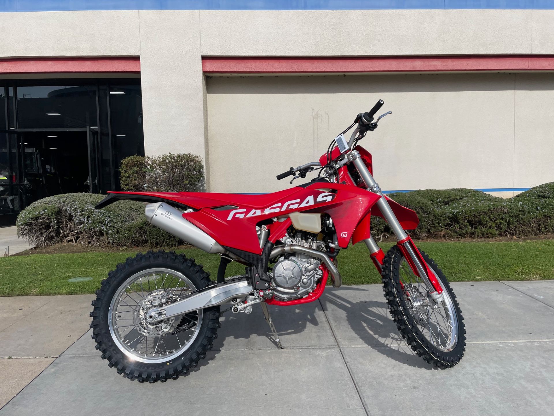 New 2024 GASGAS EW 500F | Motorcycles in EL Cajon CA | N/A Red