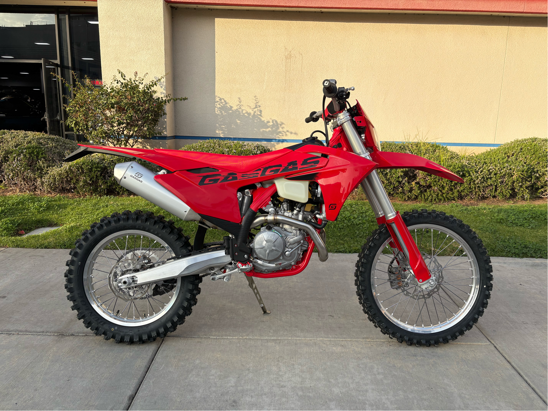 New 2025 GASGAS EC 450F | Motorcycles in EL Cajon CA | 386450 Red