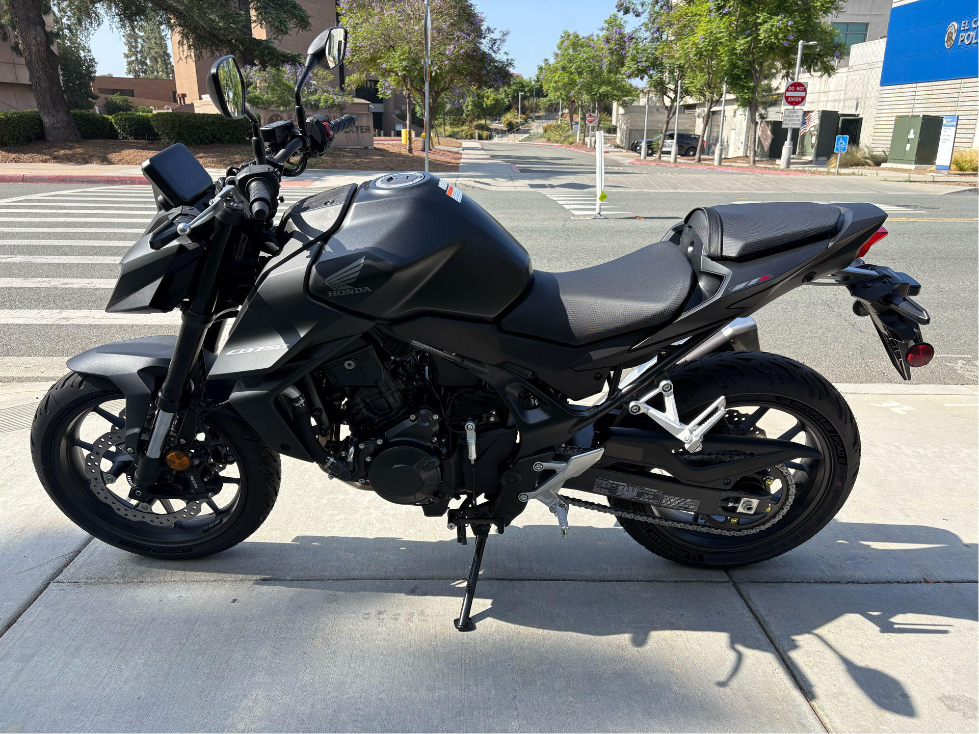 New 2025 Honda CB750 Hornet | Motorcycles in EL Cajon CA | 001456