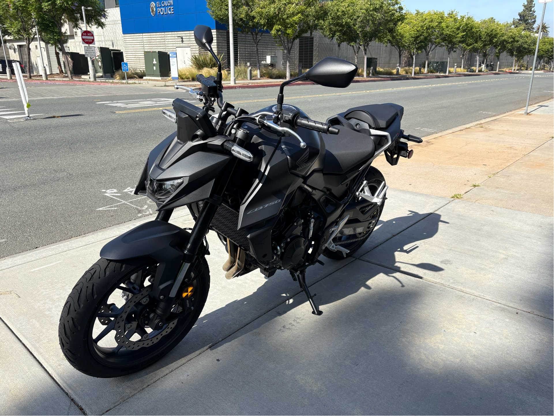 New 2025 Honda CB750 Hornet | Motorcycles in EL Cajon CA | 001456