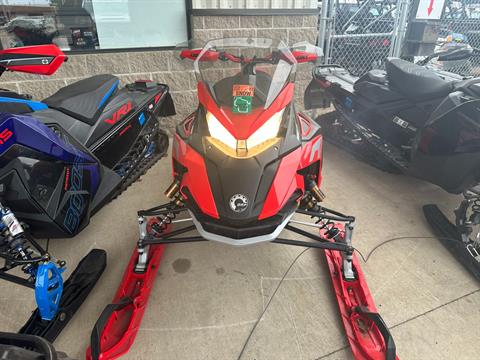 2022 Lynx RAVE RE 850 E-TEC Ice Ripper XT 1.5 M.S./E.S.