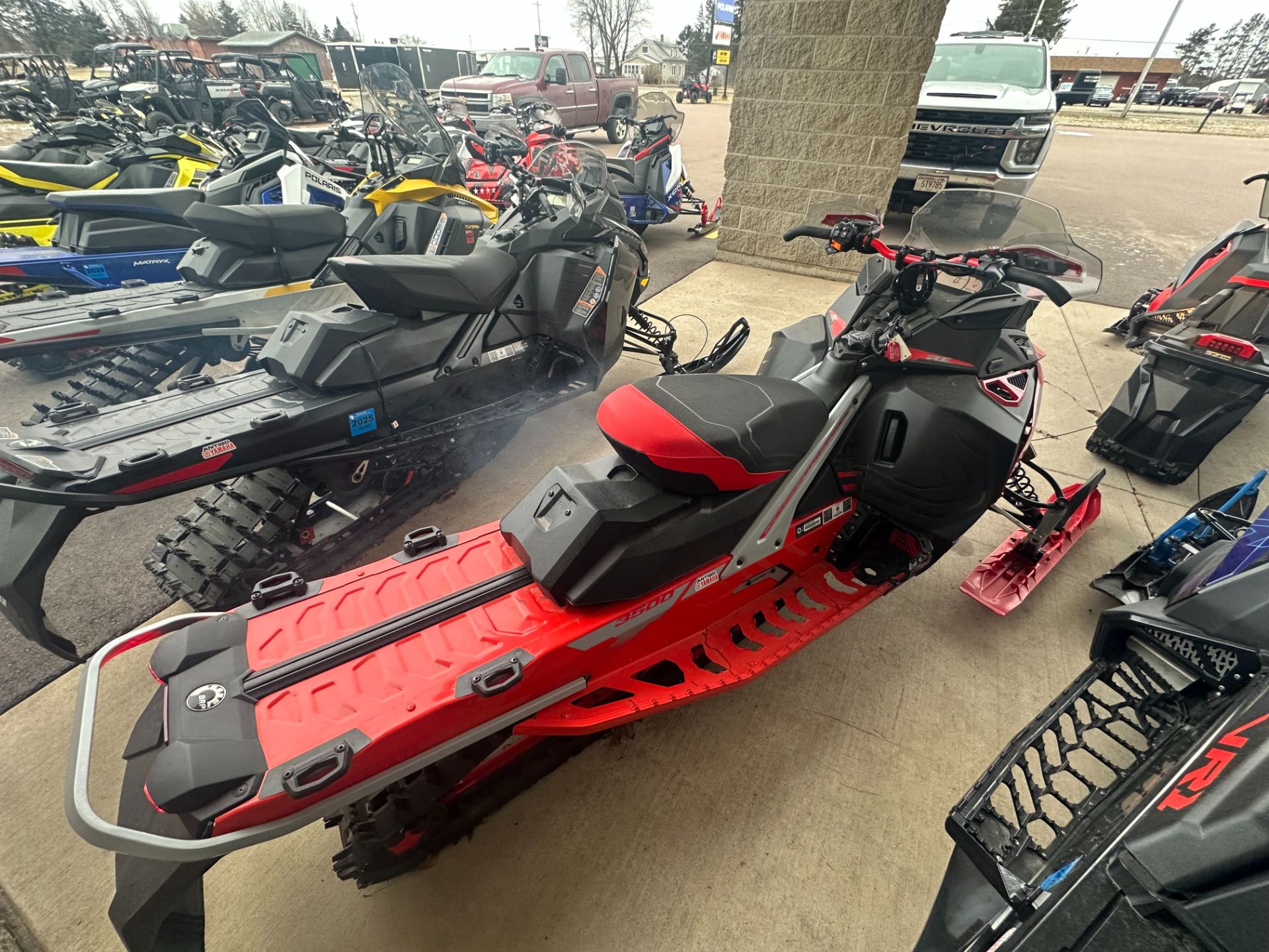 2022 LYNX RAVE RE 850 E-TEC Ice Ripper XT 1.5 M.S./E.S.