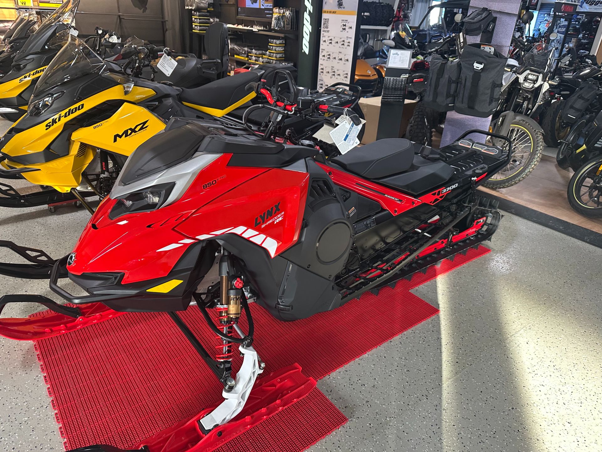 2026 Shredder RE 3700 850 E-TEC PowderMax SHOT