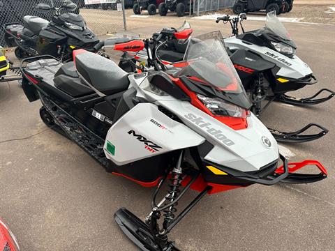 2022 Ski-Doo MXZ TNT 600R E-TEC ES Ice Ripper XT 1.25 Snowmobiles