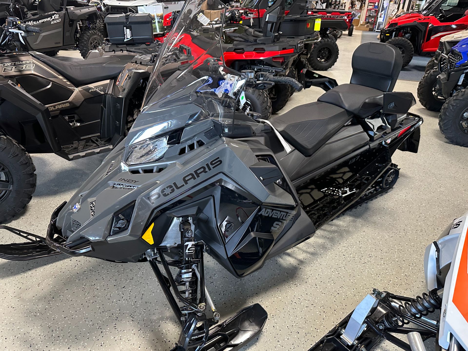 2025 ProStar S4 INDY Adventure 137 SC ES