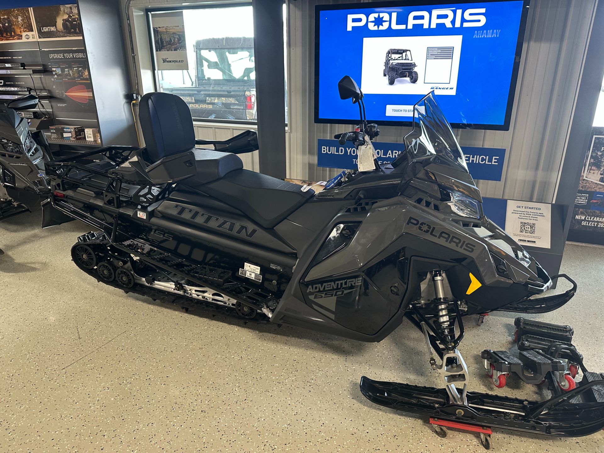 2025 650 TITAN Adventure 155 1.5 ES