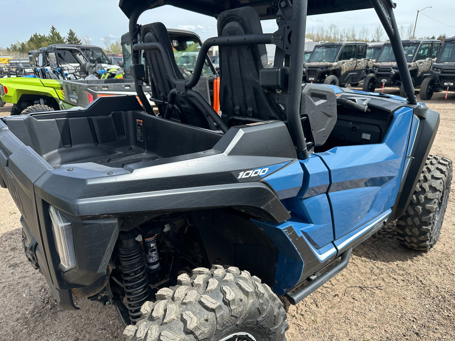 2025 Yamaha Wolverine RMAX2 1000 Limited 4