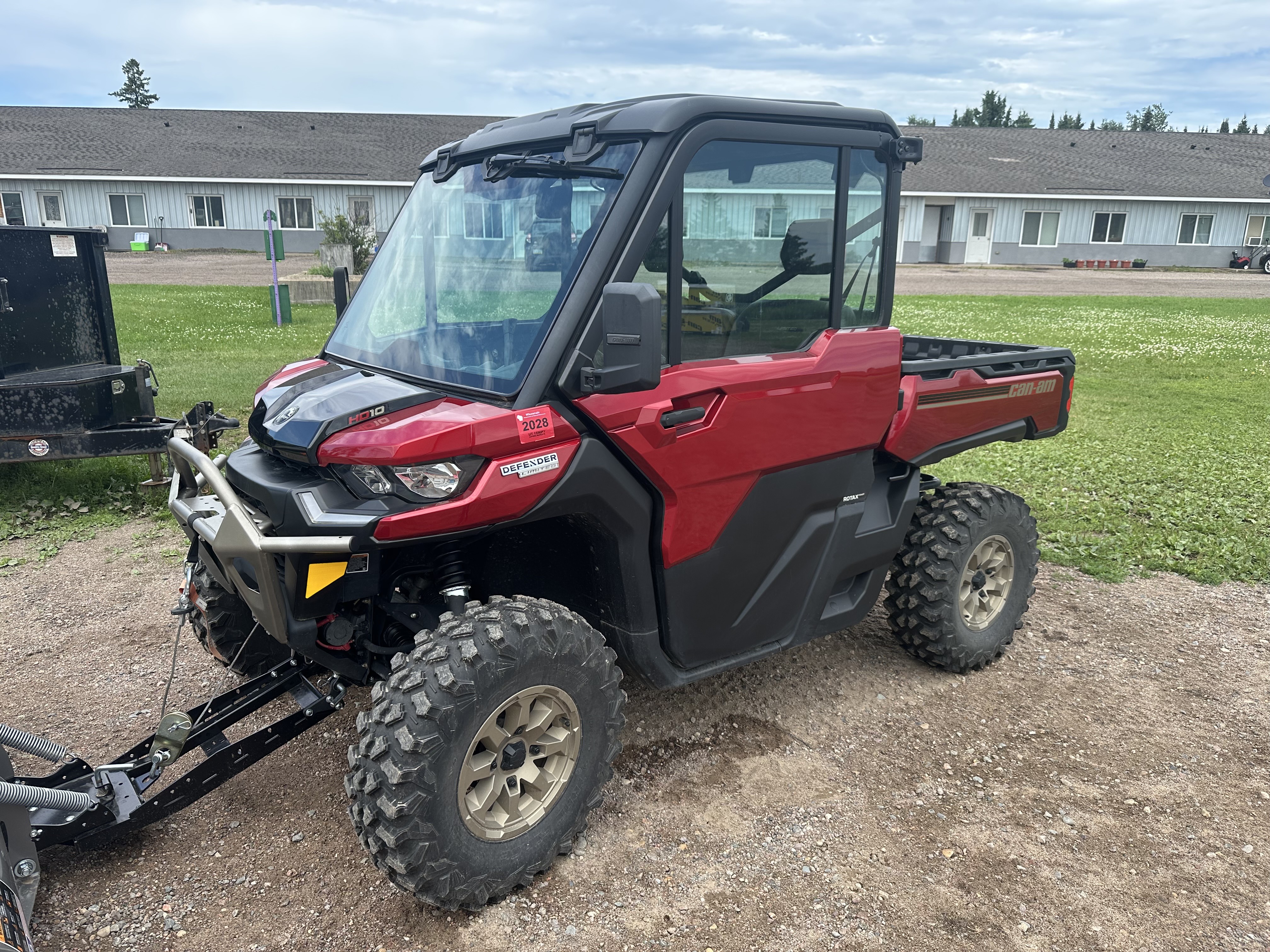 2024 Can-Am Defender Limited