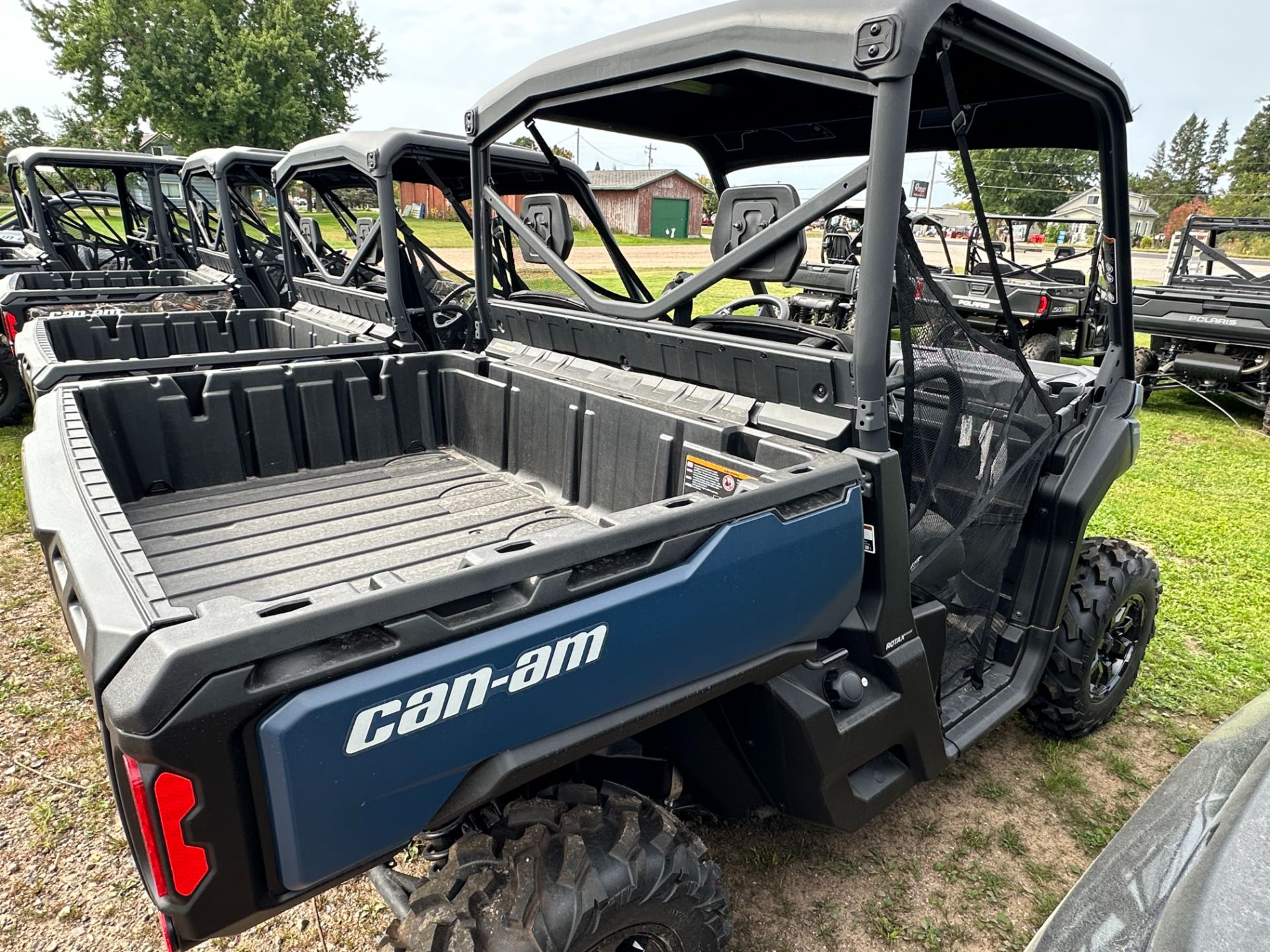 2025 Can-Am™ Defender XT HD10 3