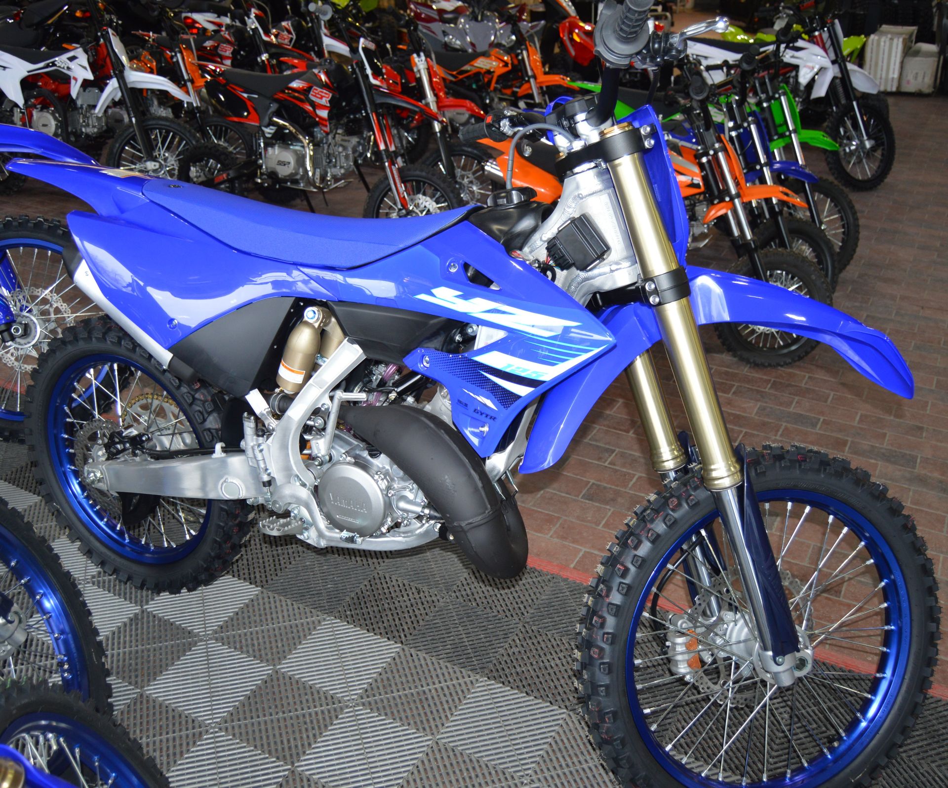 2025 Yamaha YZ125 3