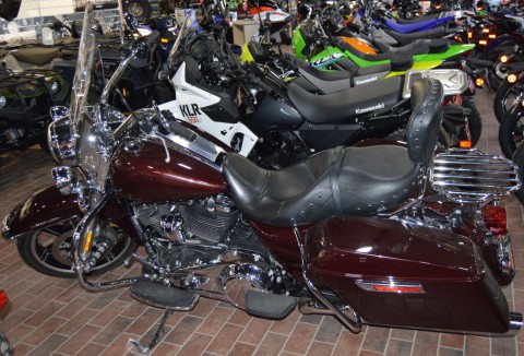 2022 Harley-Davidson Road King — photo 1 of 13