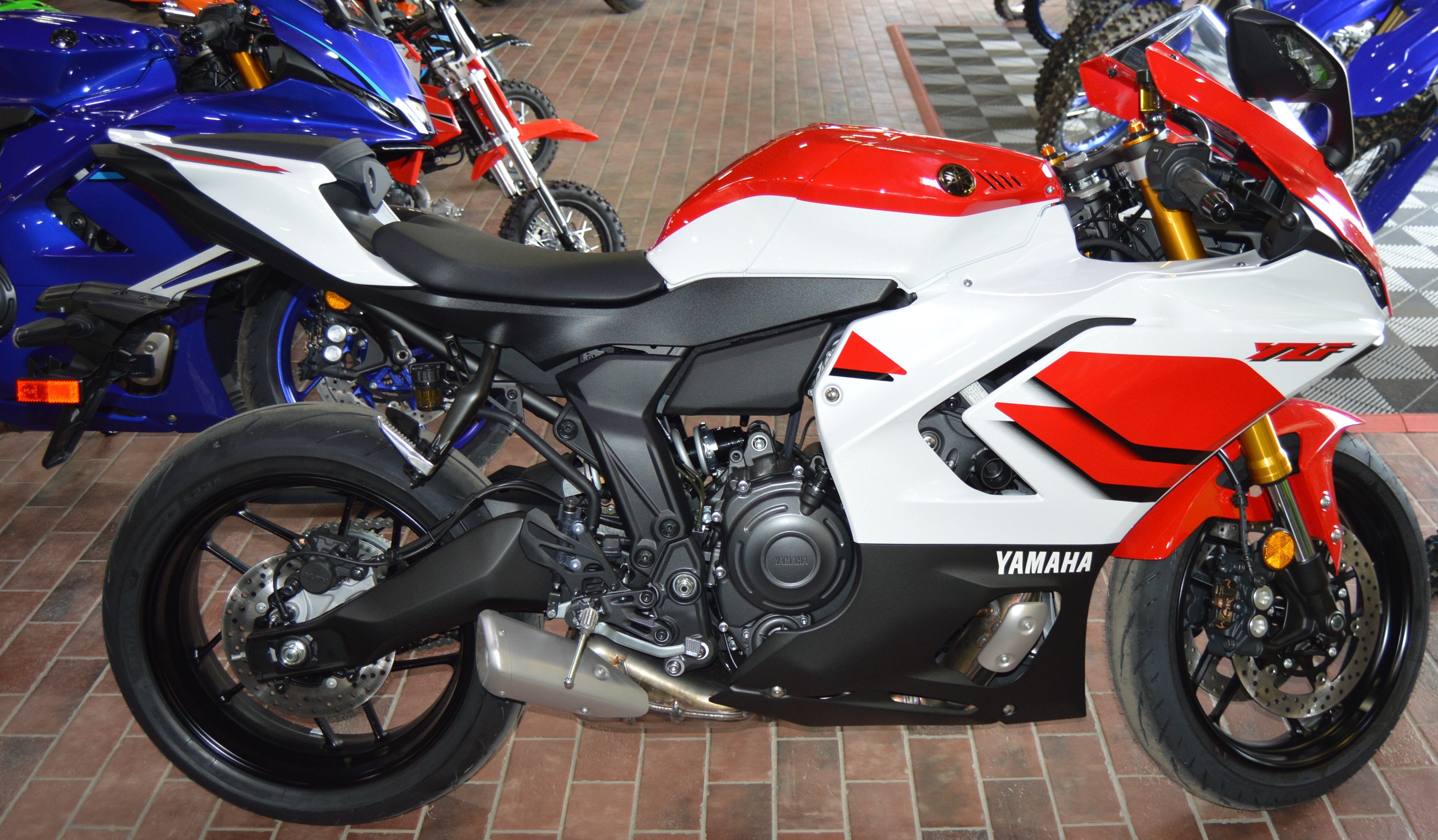 2026 Yamaha YZF-R7 3